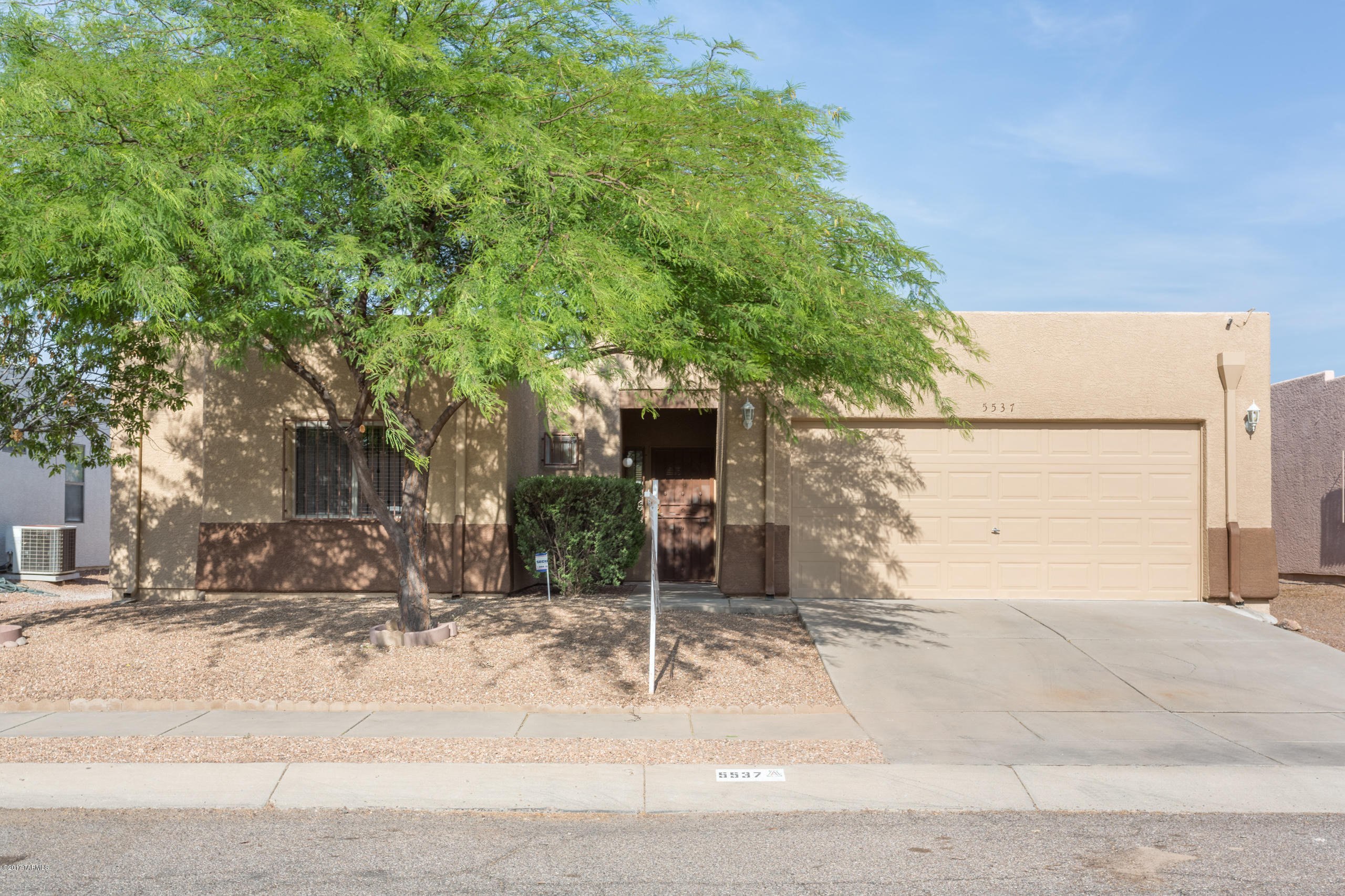 5537 S Stockwell Road