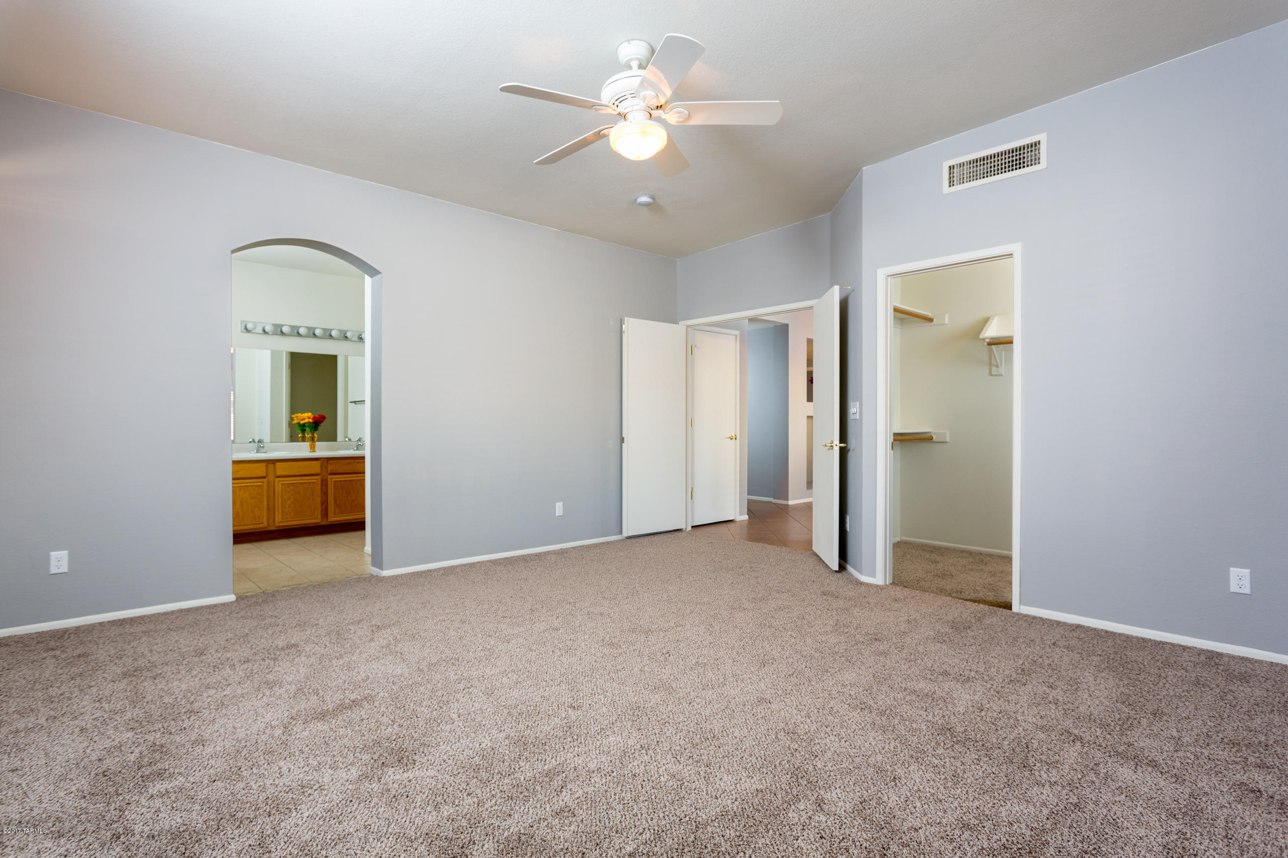 5537 S Stockwell Road