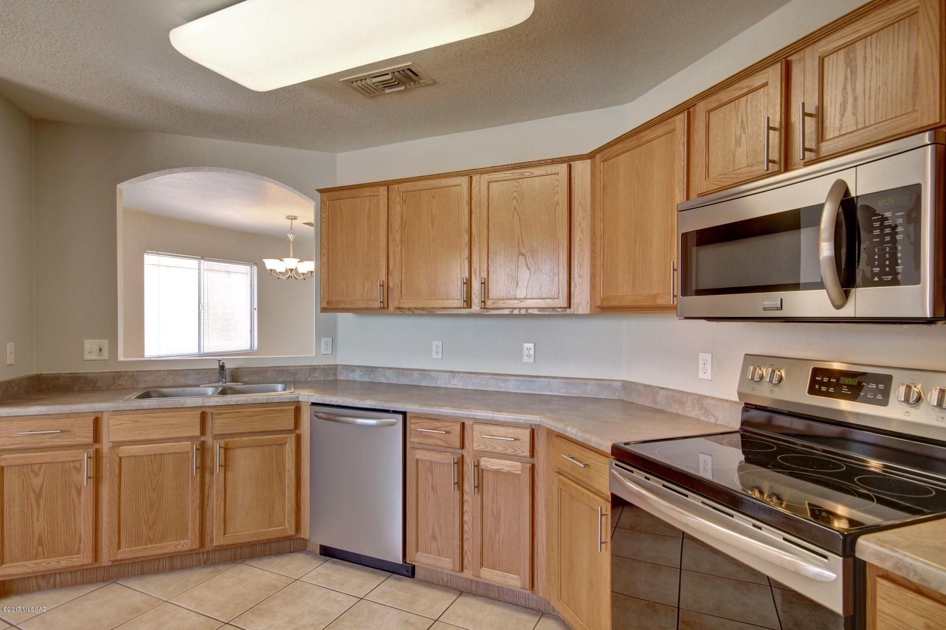 1689 W Bitter Orange Street