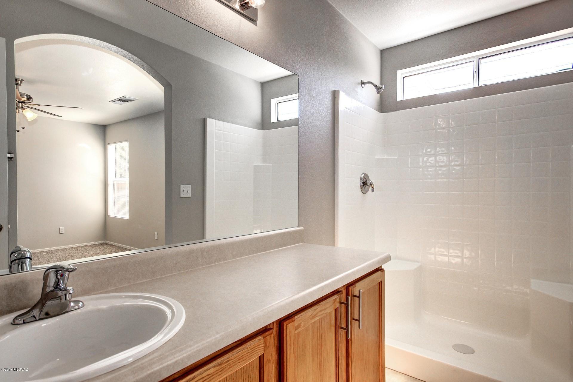 1689 W Bitter Orange Street