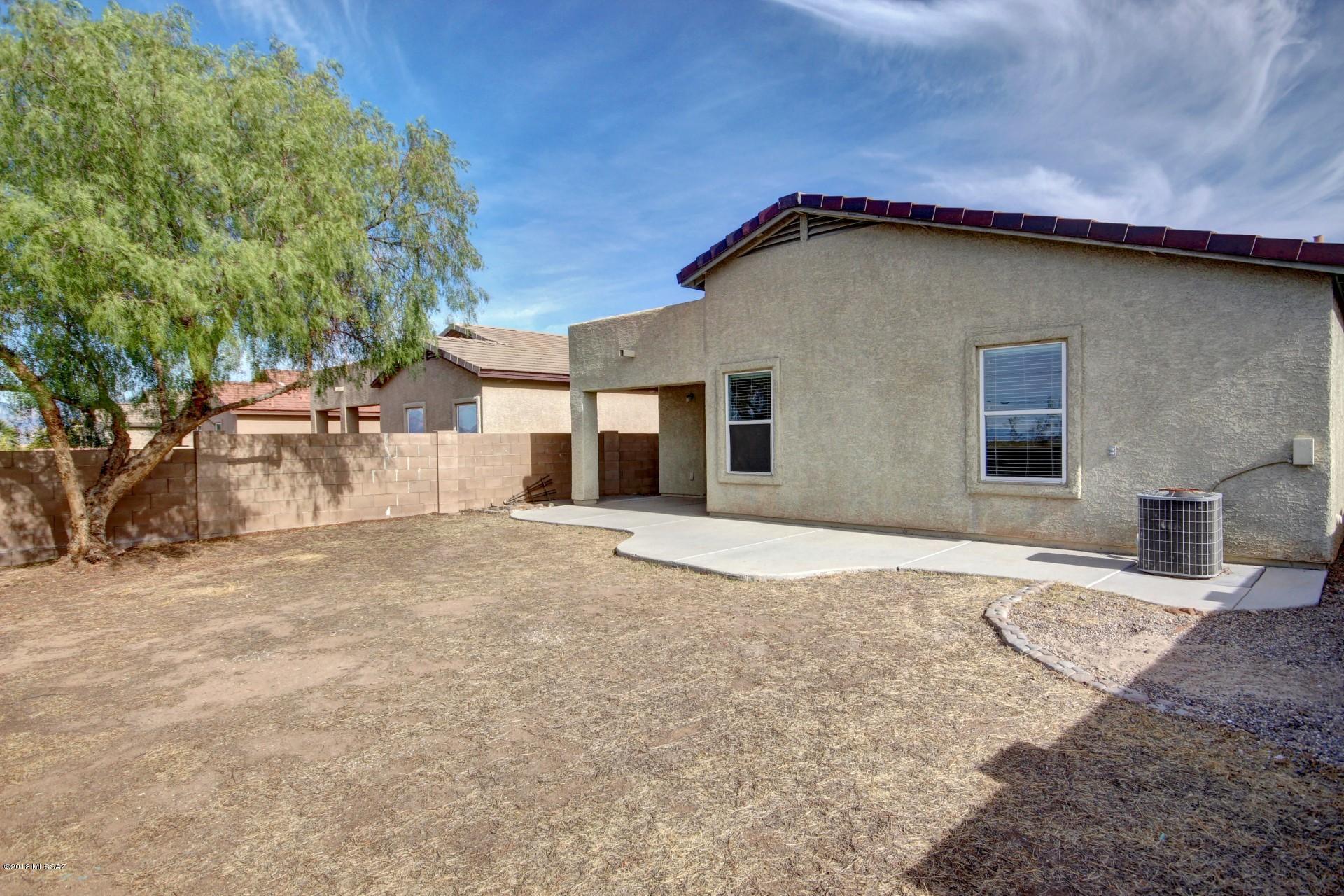 6154 S Wheaton Drive