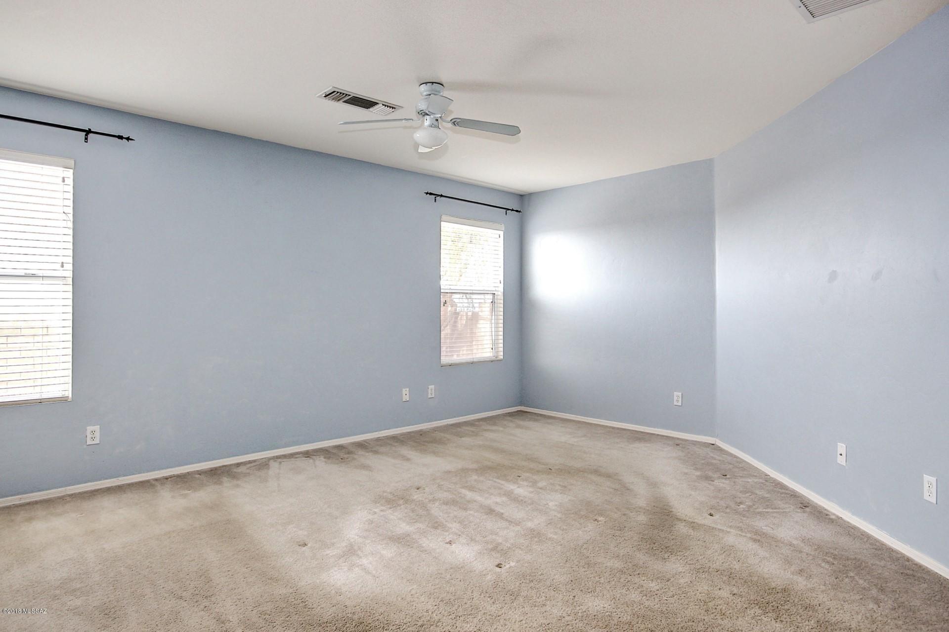 6154 S Wheaton Drive