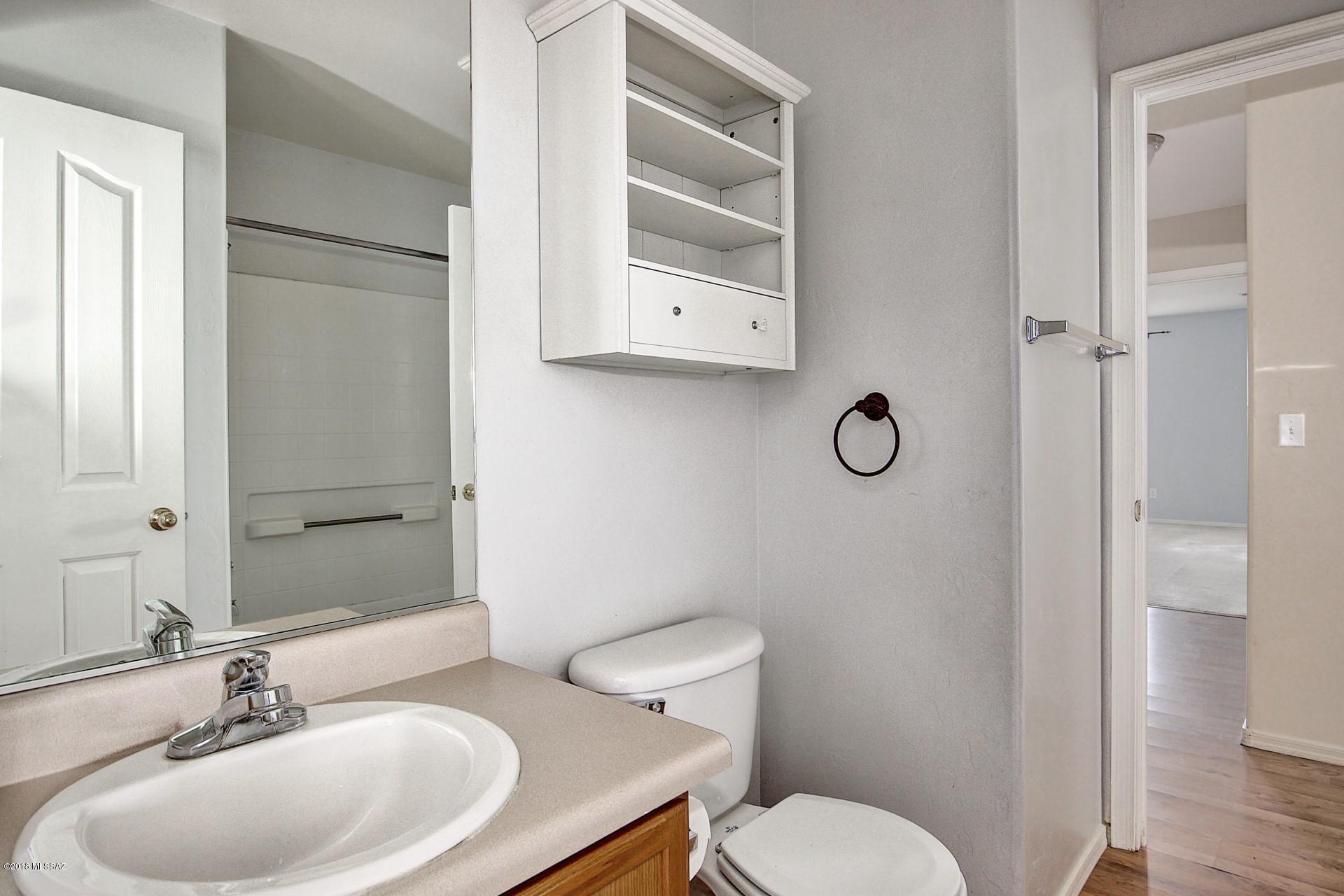 6154 S Wheaton Drive