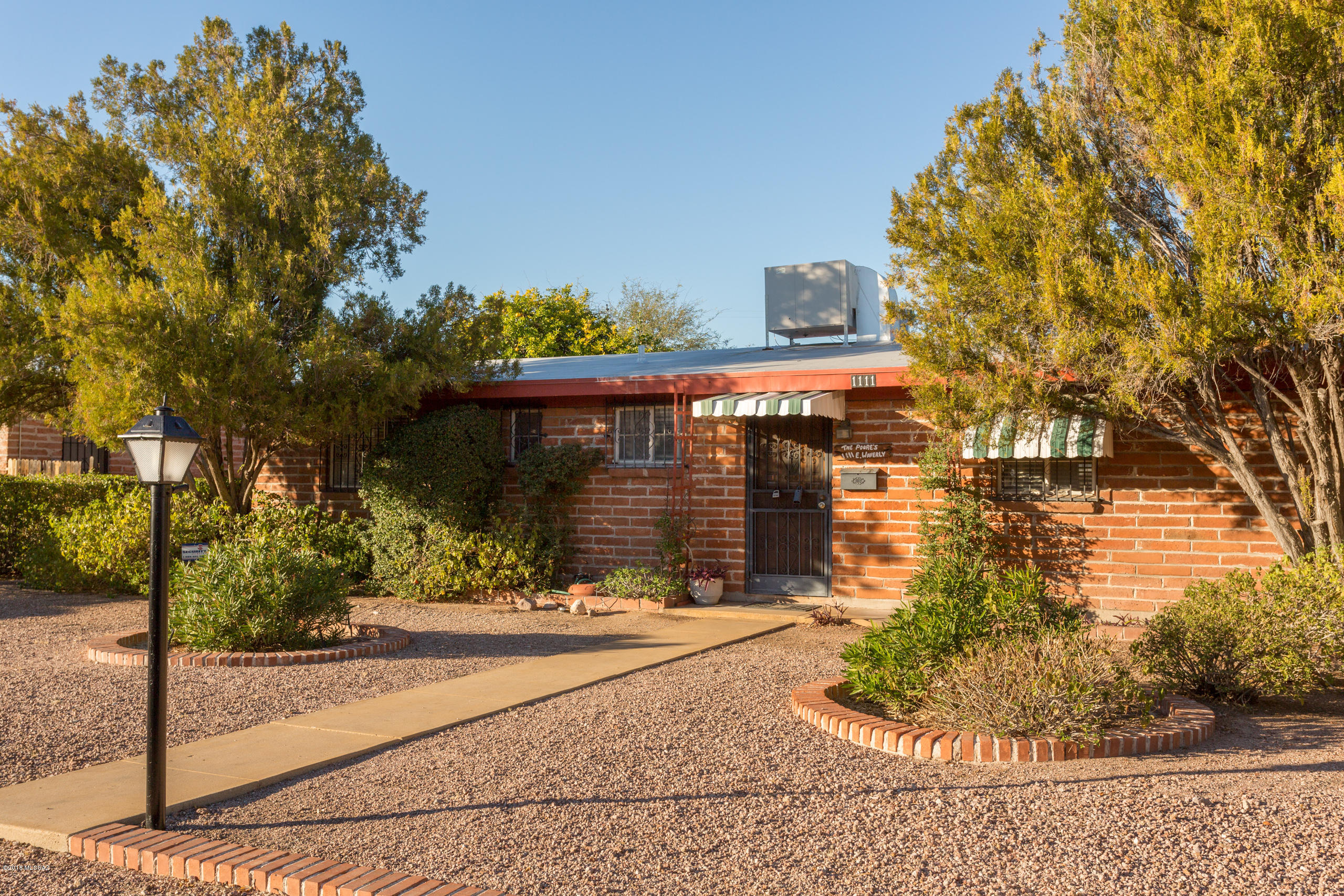 1111 E Waverly Street