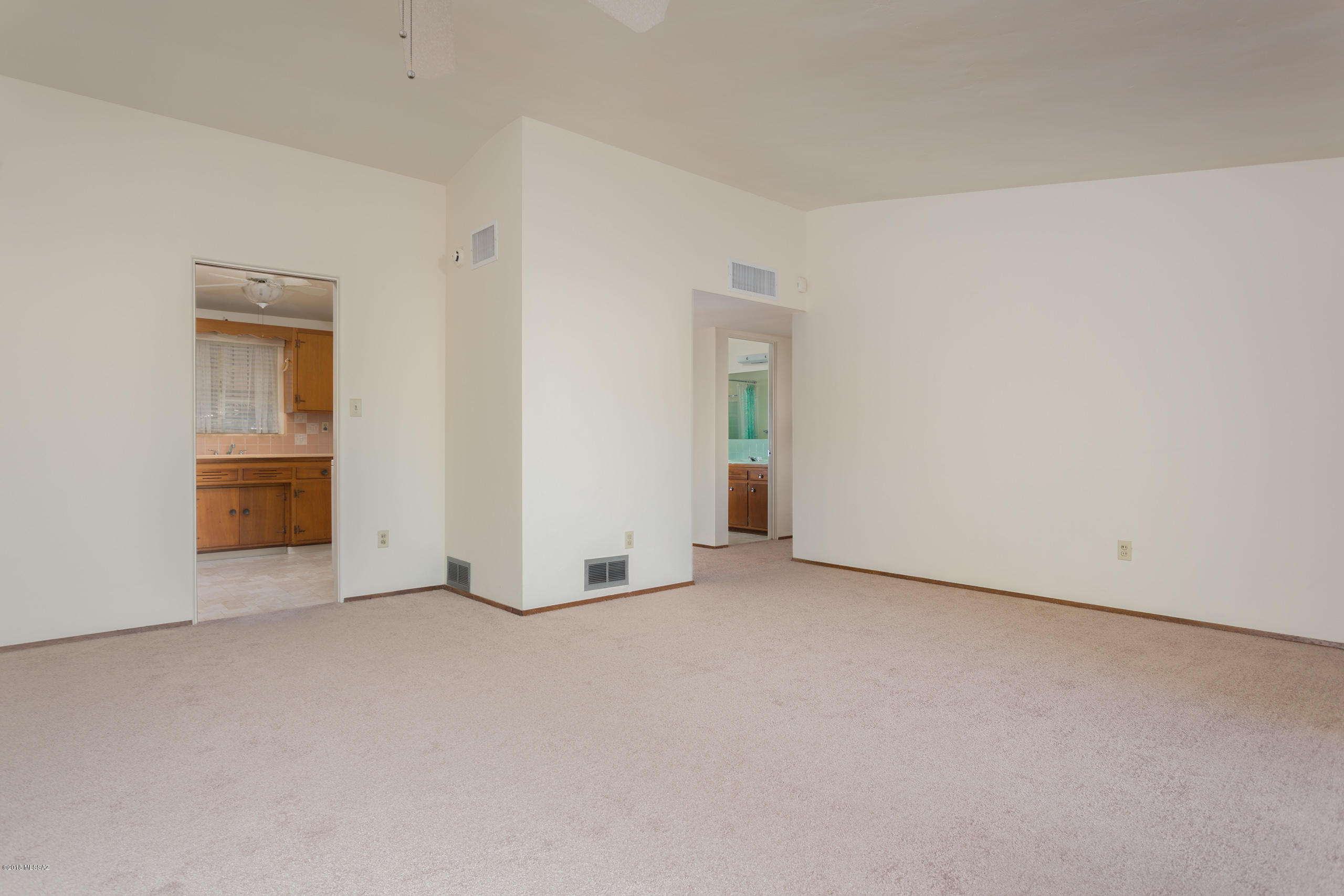 1111 E Waverly Street