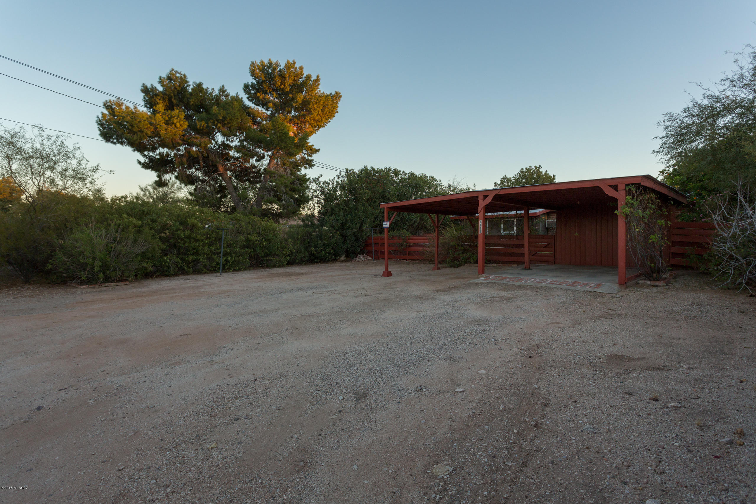 1111 E Waverly Street