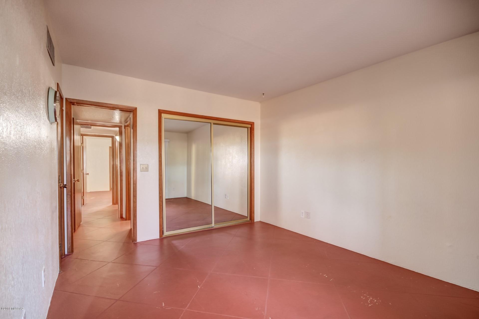 3065 N Sparkman Boulevard