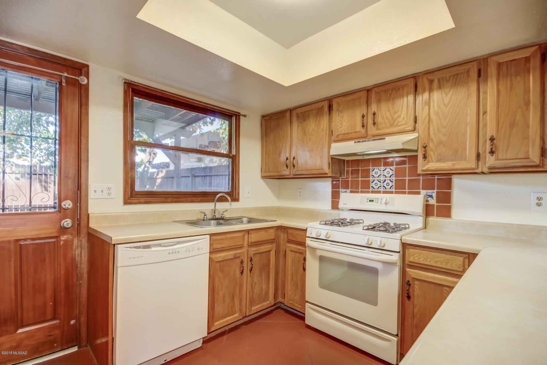 3065 N Sparkman Boulevard