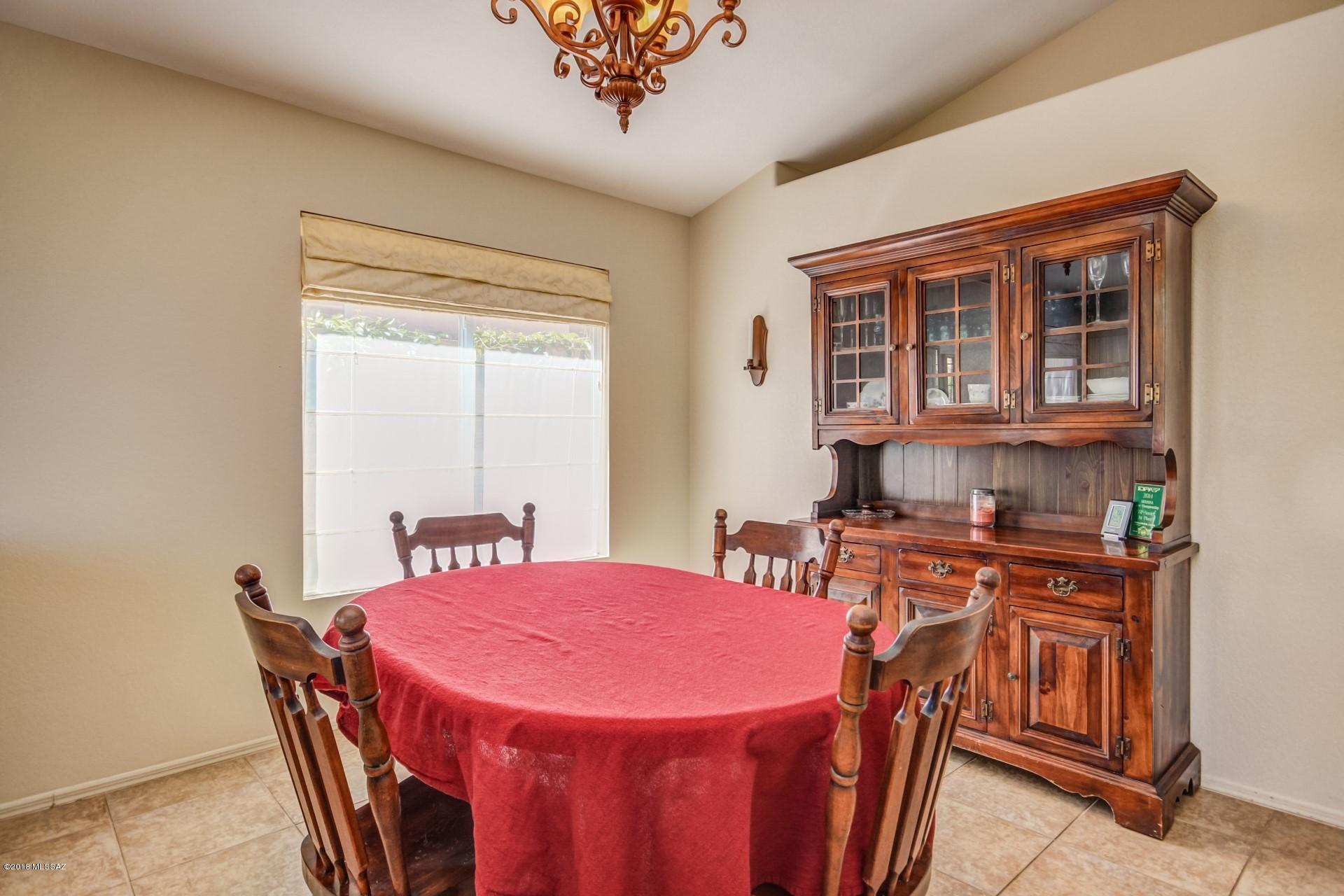 1639 W Duskfire Place