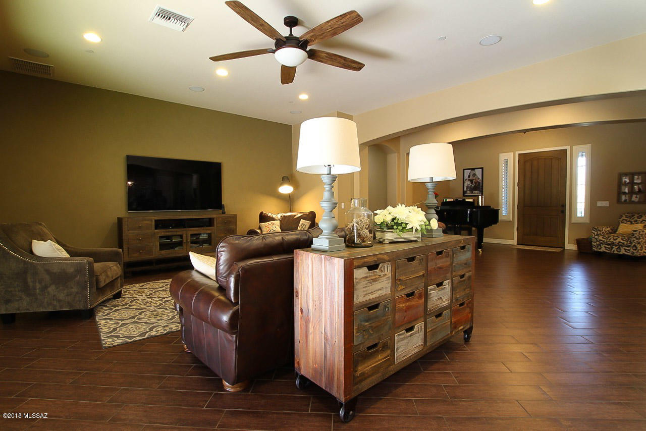 11791 N Palawan Place