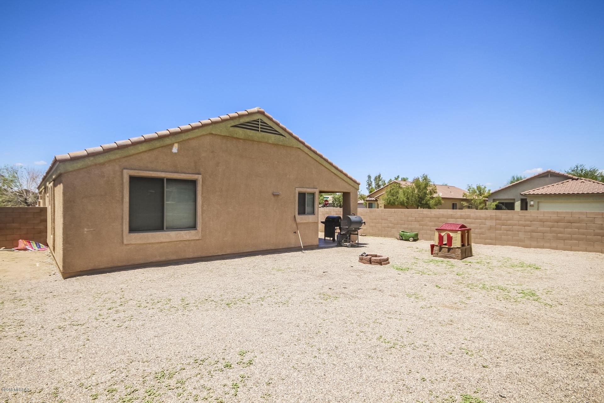 12718 N Fallen Fence Lane