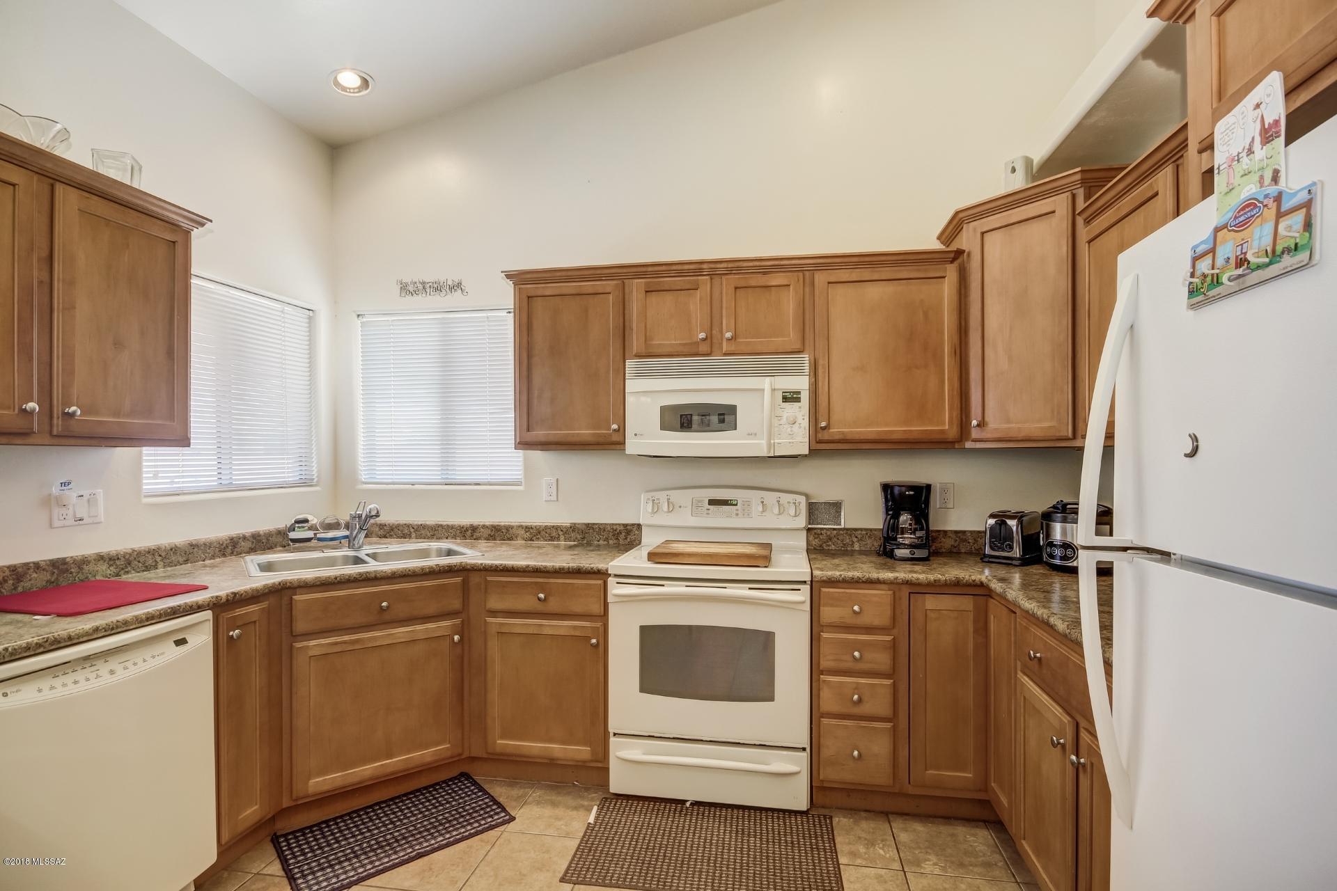 12718 N Fallen Fence Lane