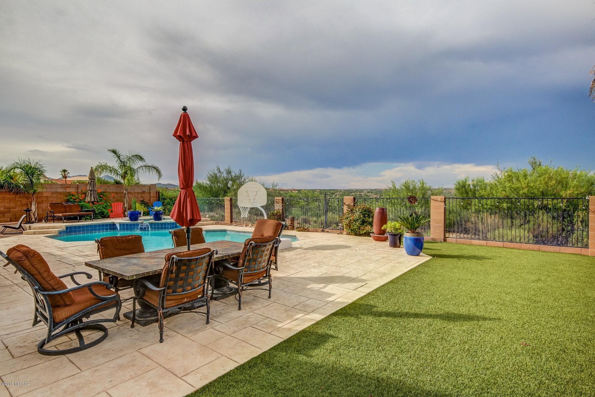 12348 N Mt Bigelow Road