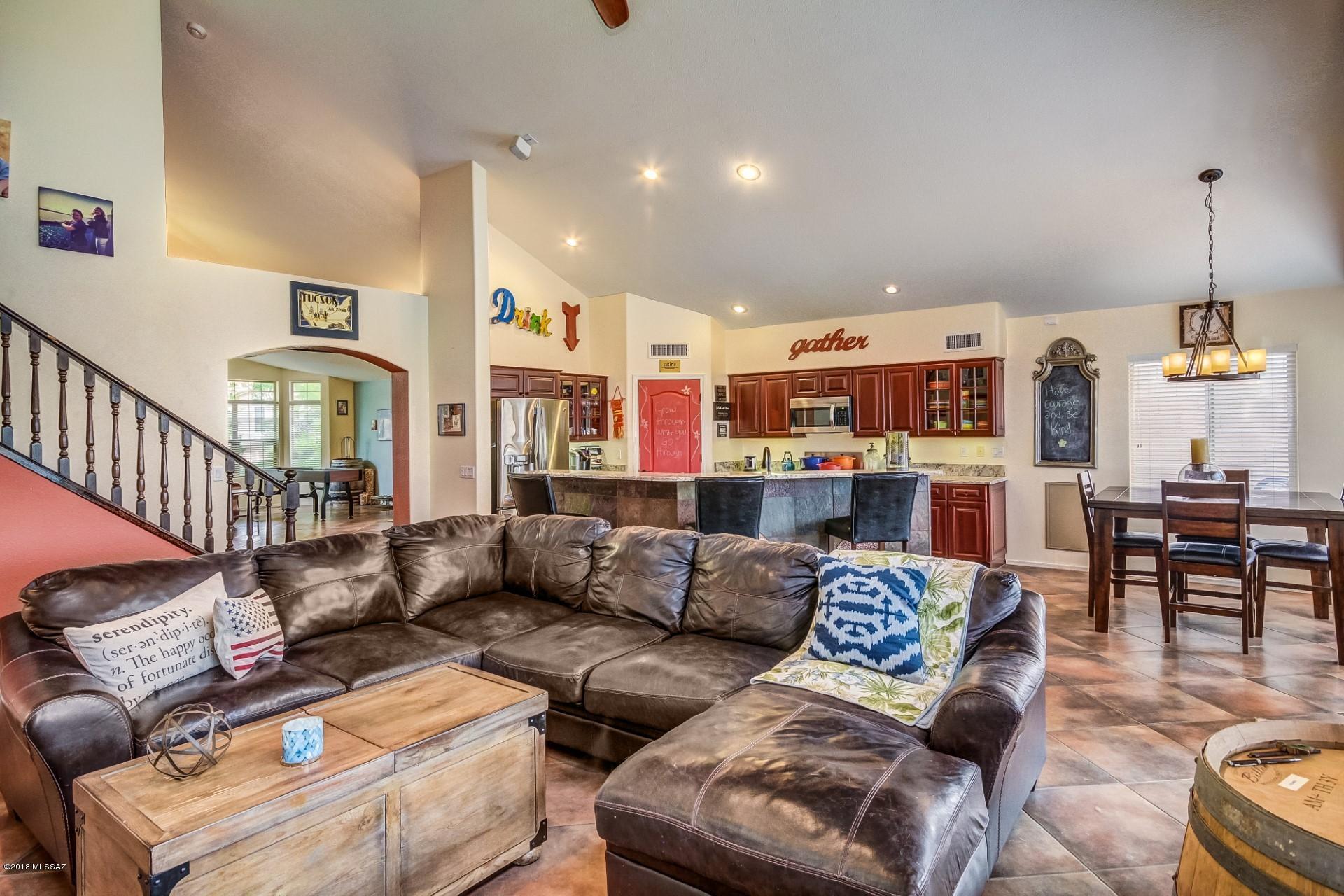 12348 N Mt Bigelow Road