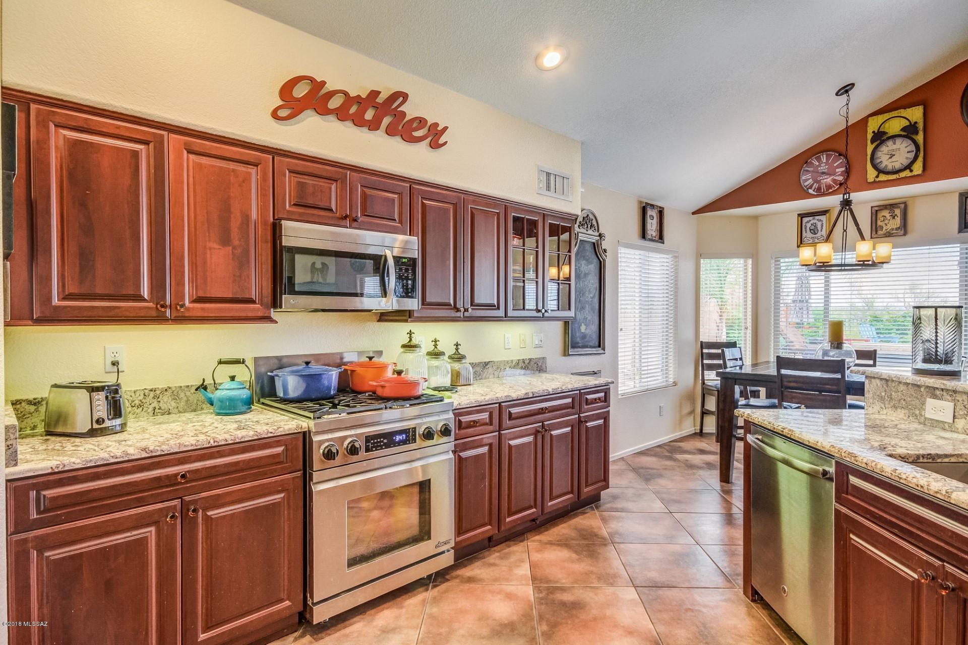 12348 N Mt Bigelow Road