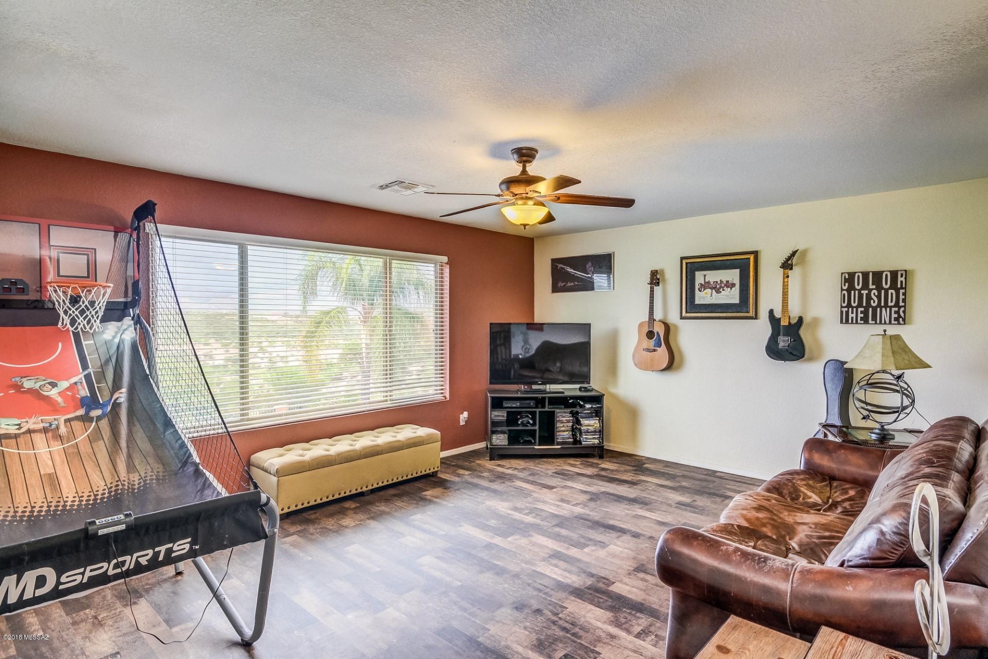 12348 N Mt Bigelow Road