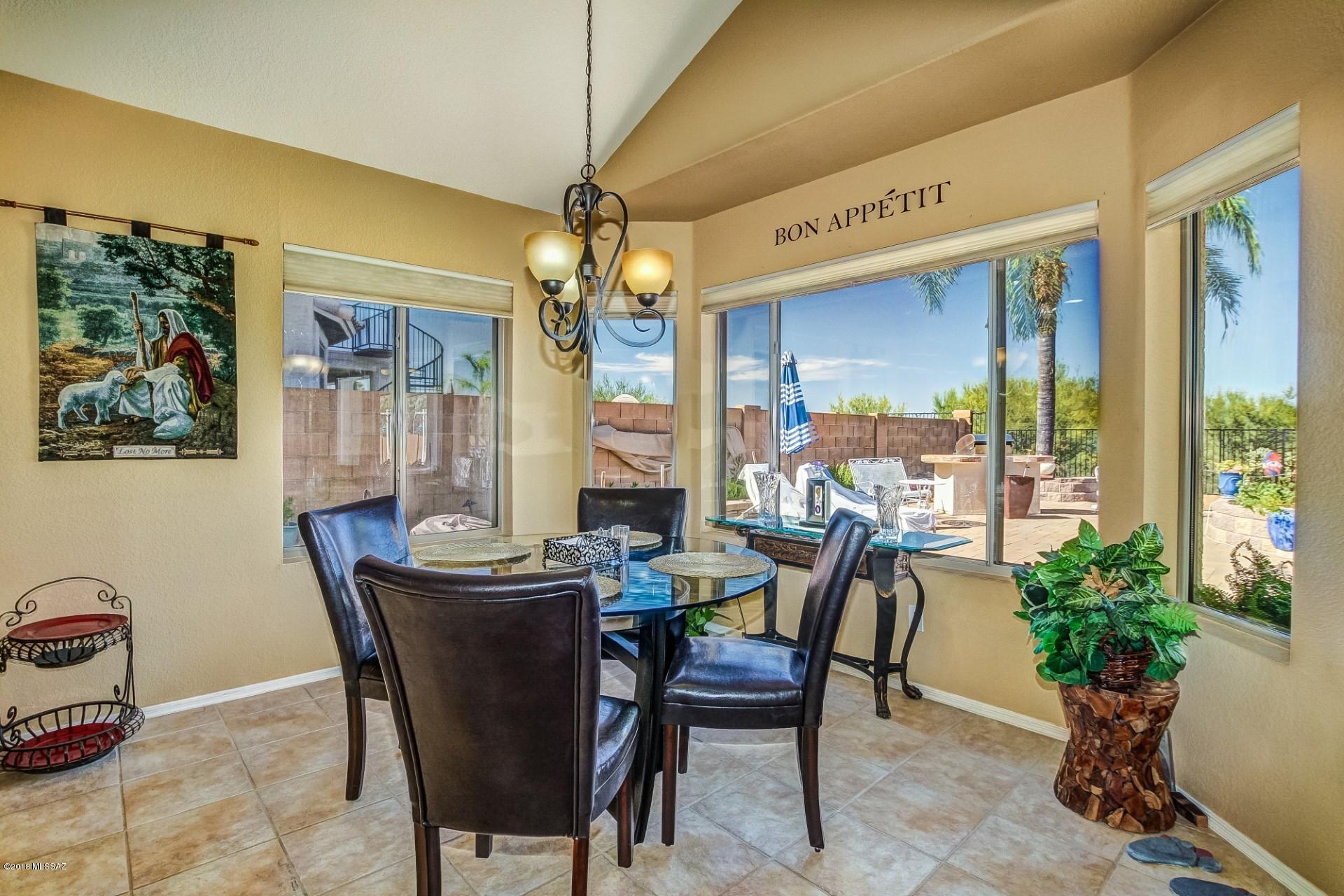 12340 N Mt Bigelow Road