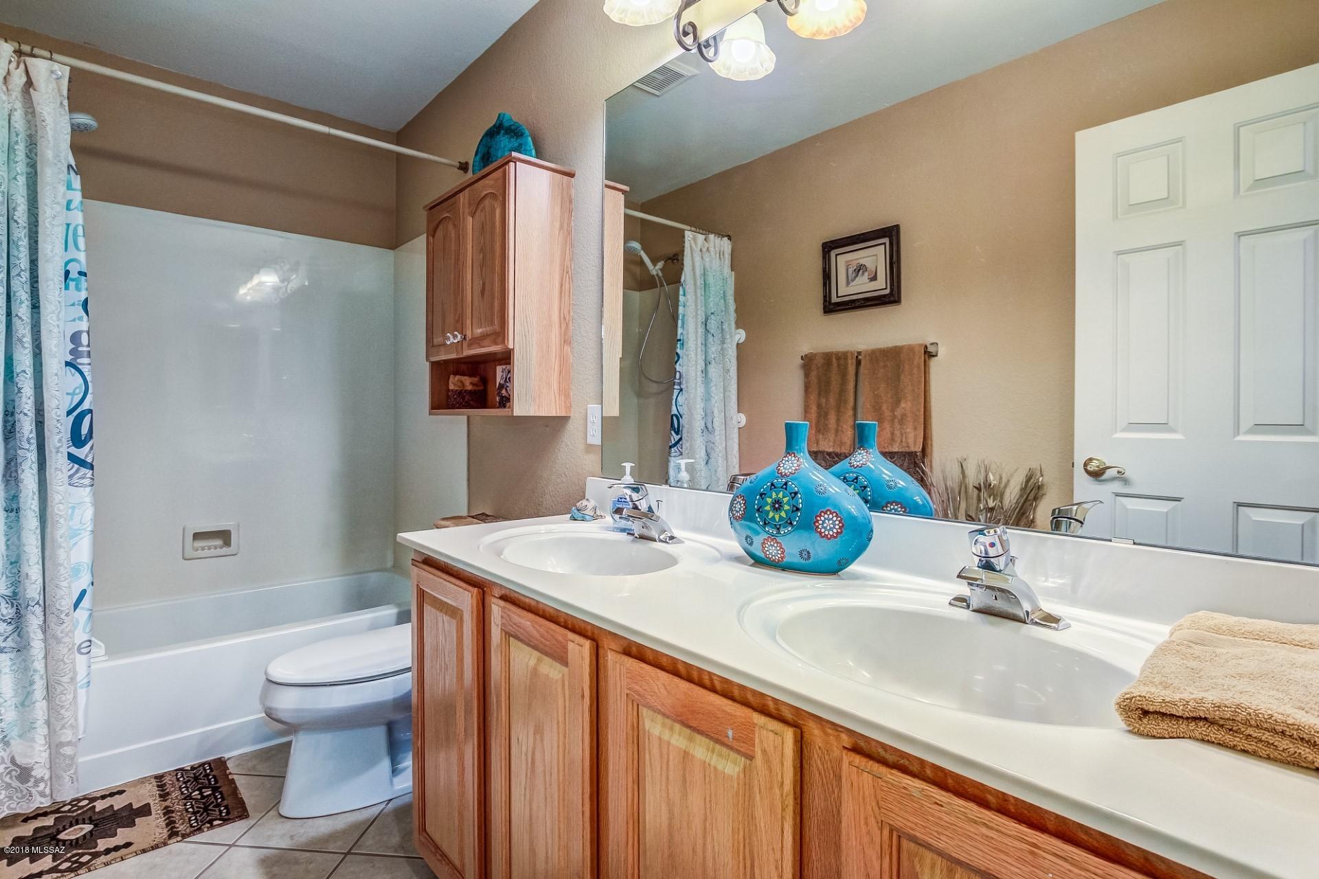 12340 N Mt Bigelow Road