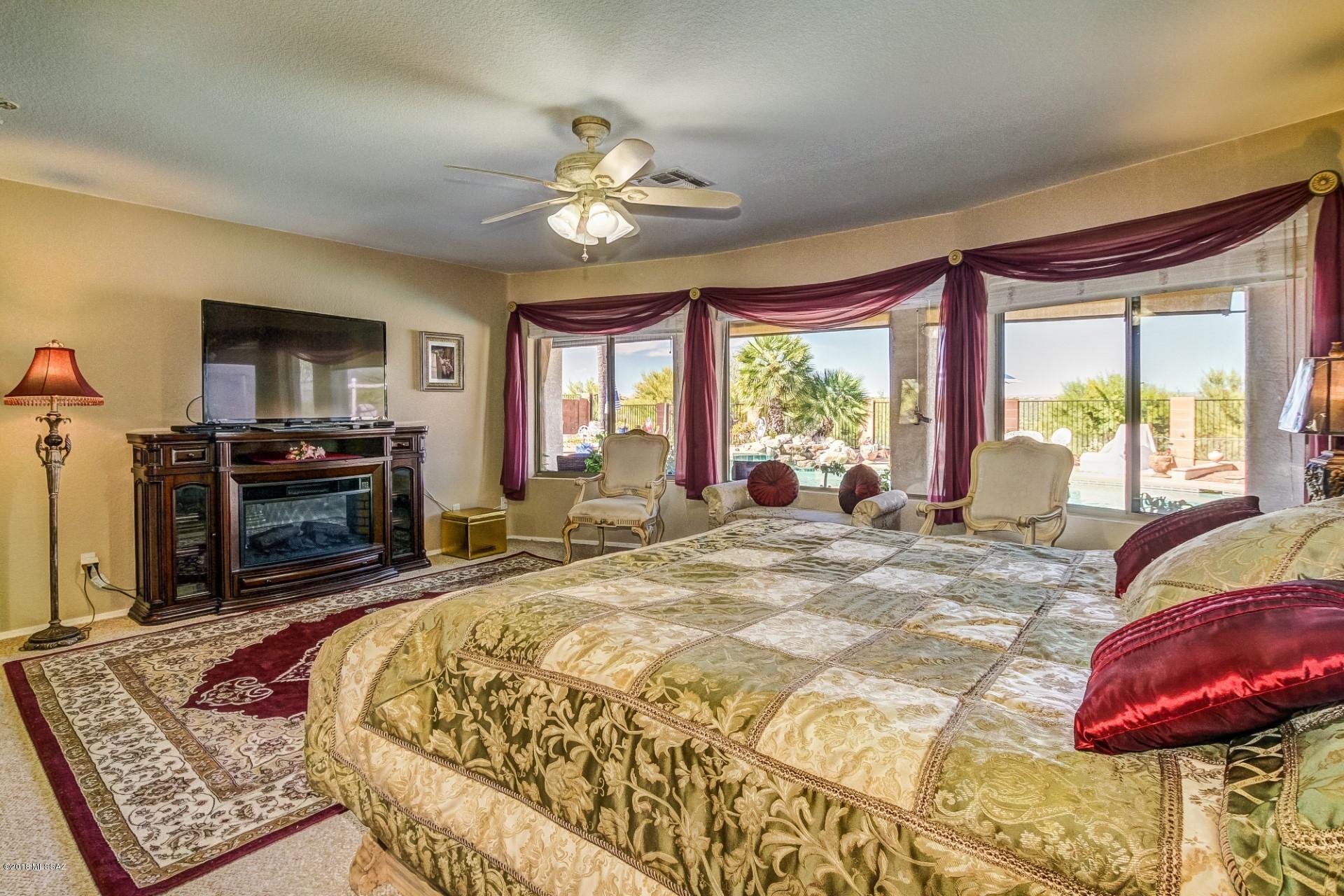 12340 N Mt Bigelow Road