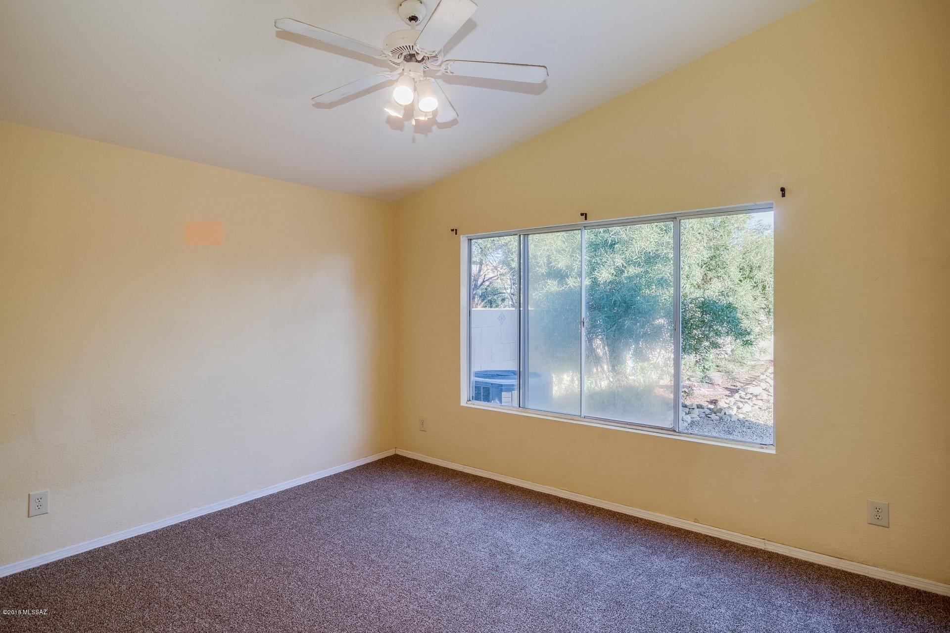 8072 N Wheatfield Drive