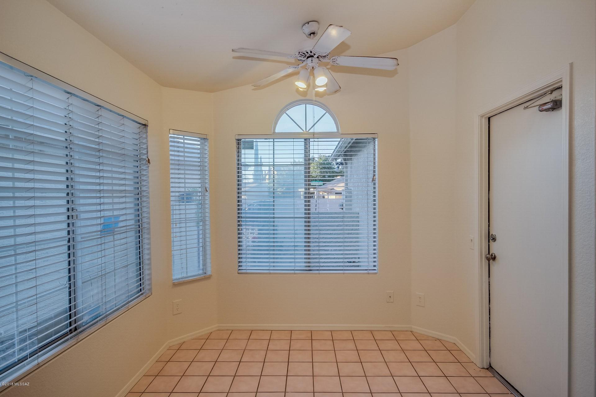 8072 N Wheatfield Drive