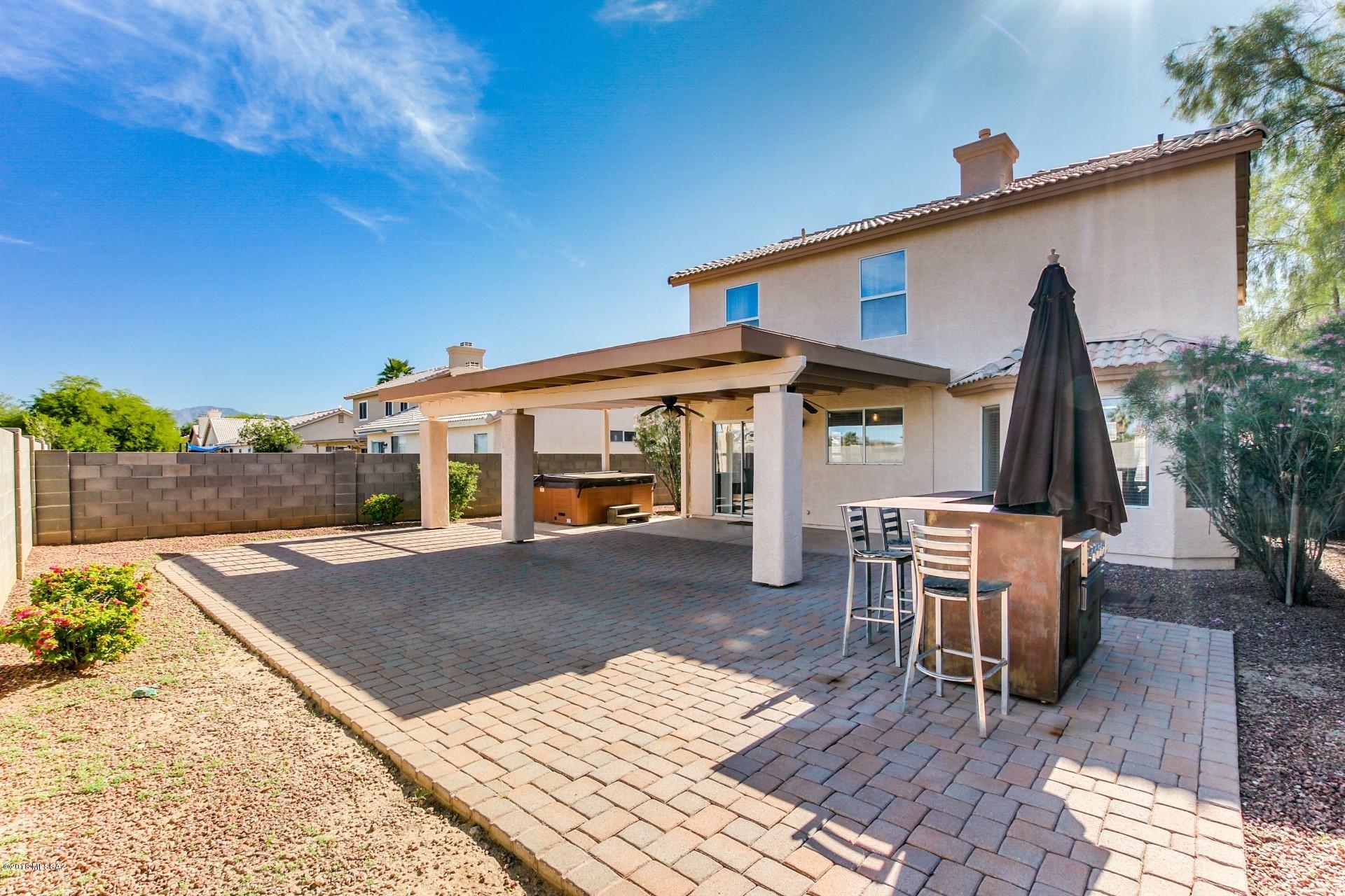 7110 W Hunnington Drive