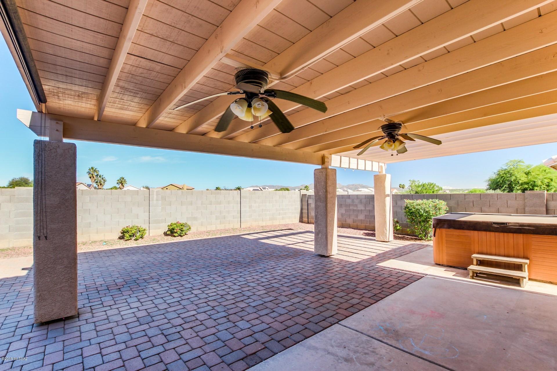 7110 W Hunnington Drive