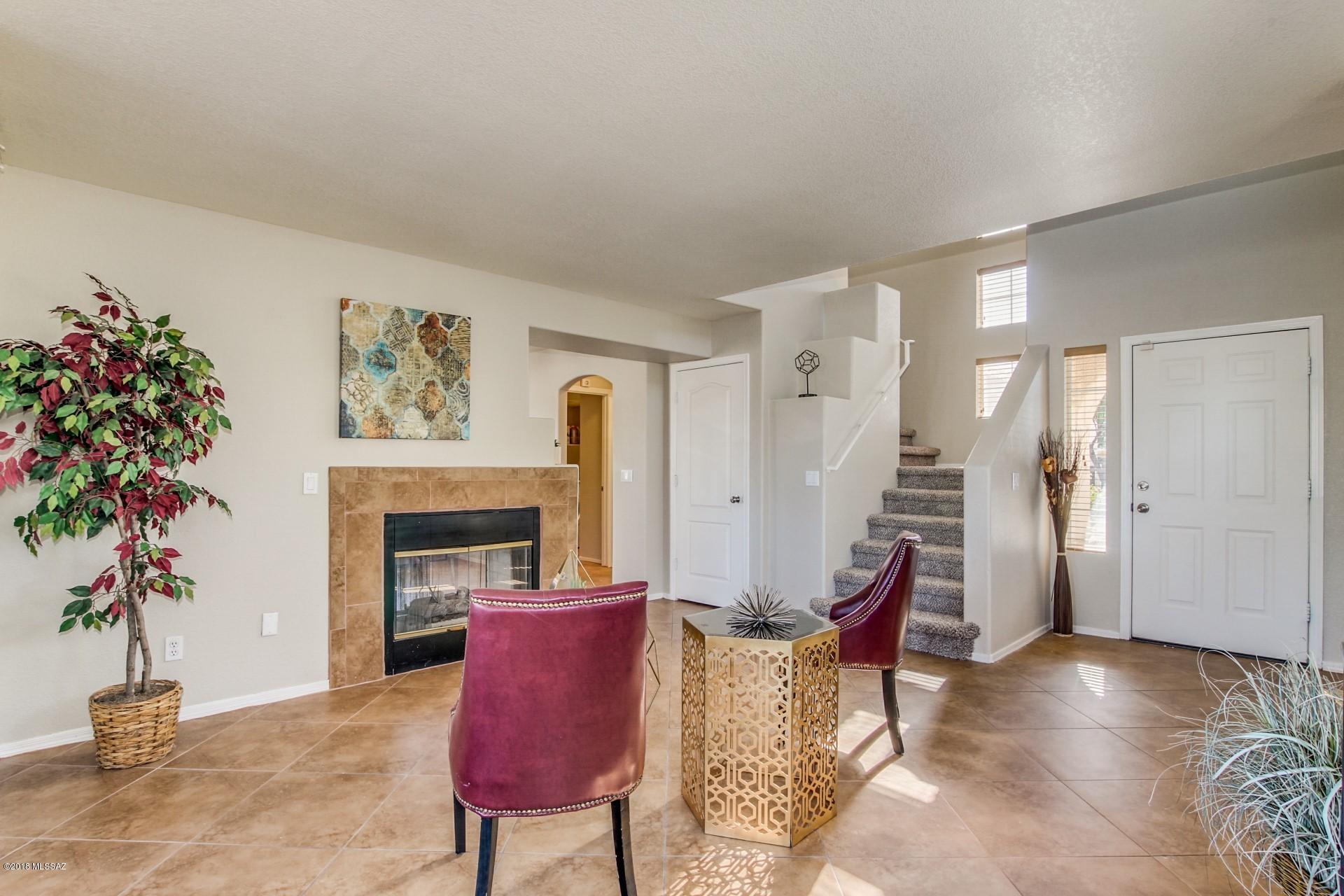 7110 W Hunnington Drive