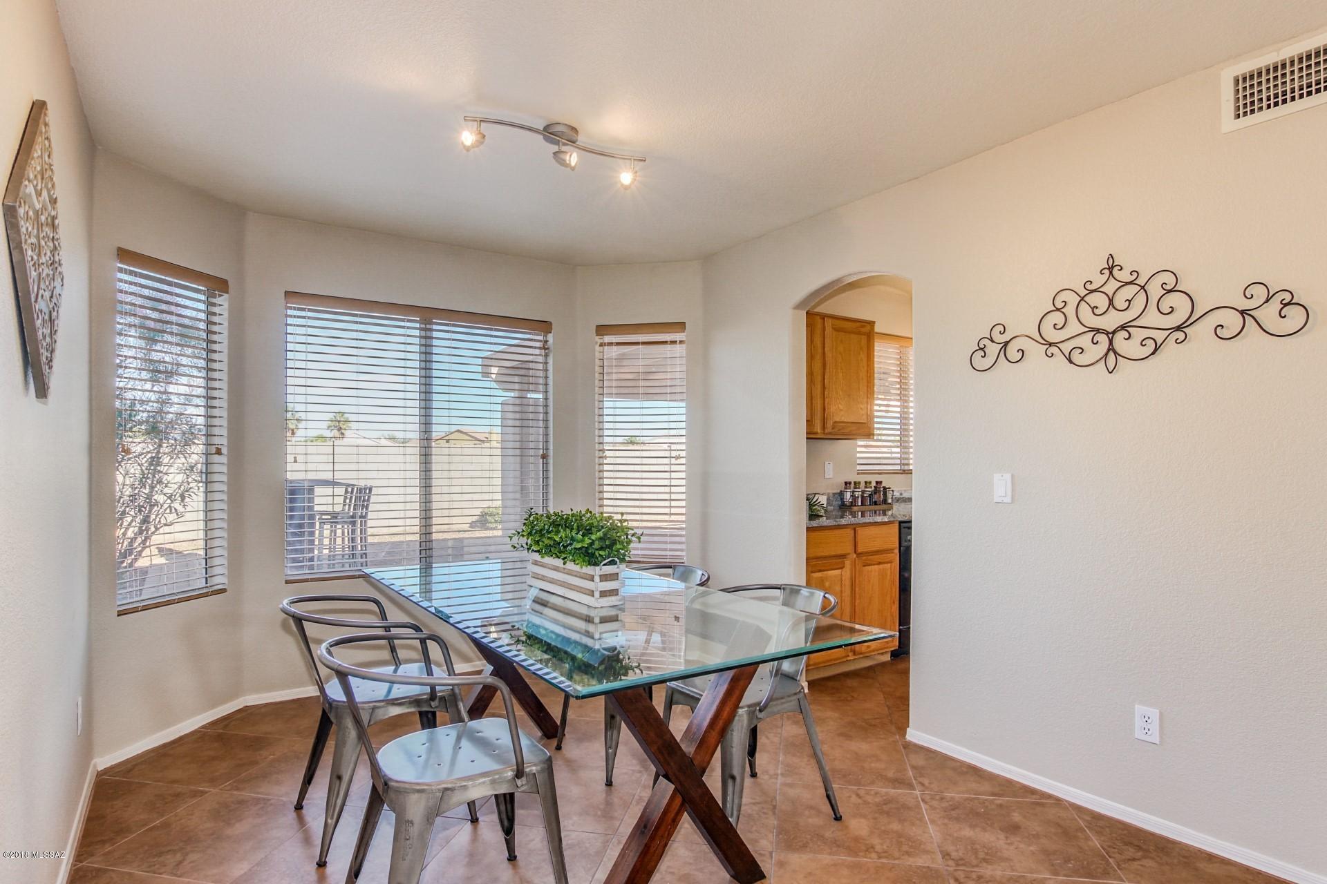 7110 W Hunnington Drive