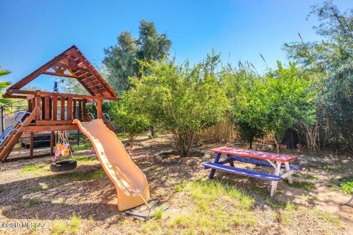 3737 W Cromwell Drive