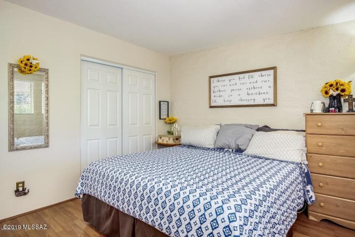 3737 W Cromwell Drive