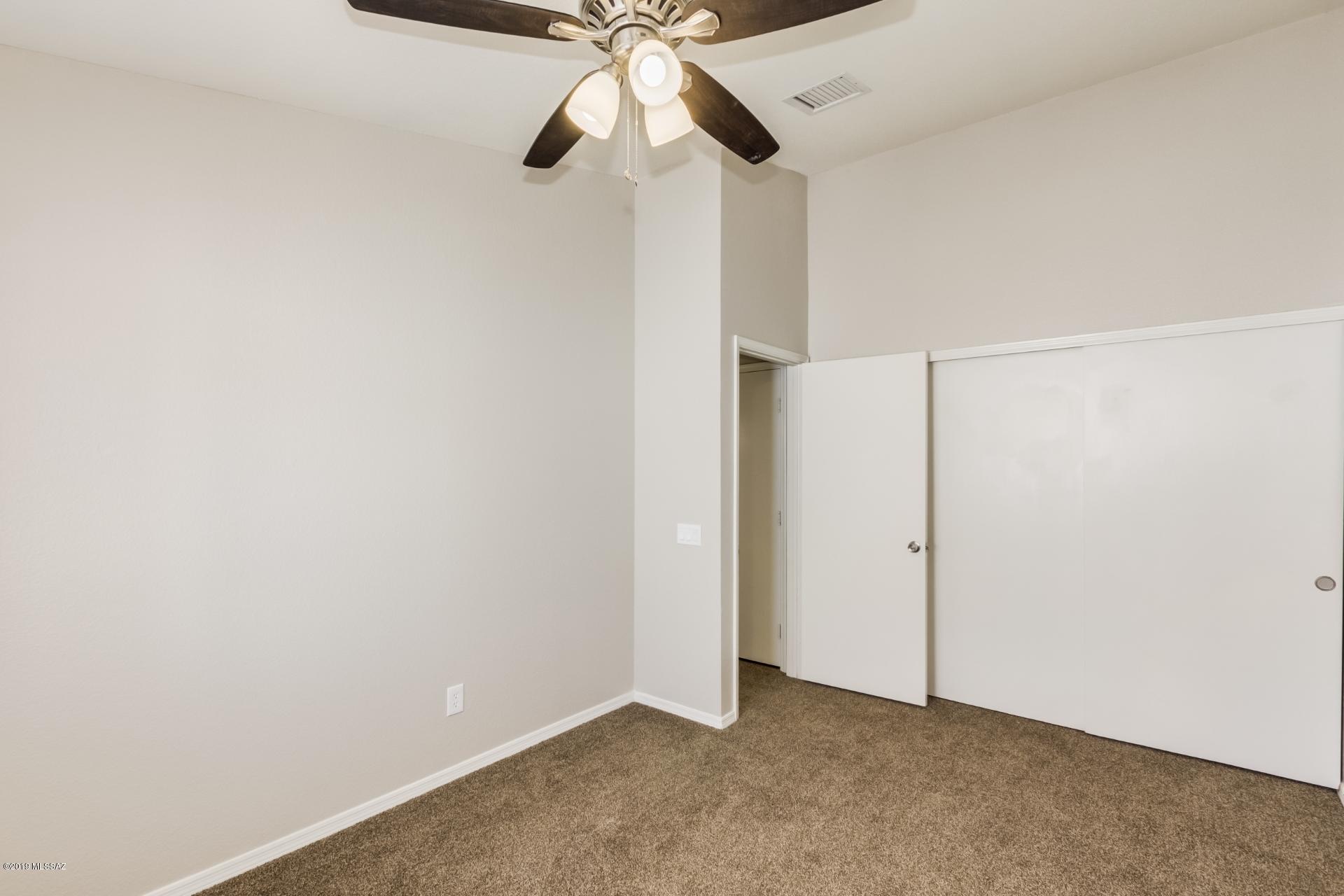 8072 N Wheatfield Drive