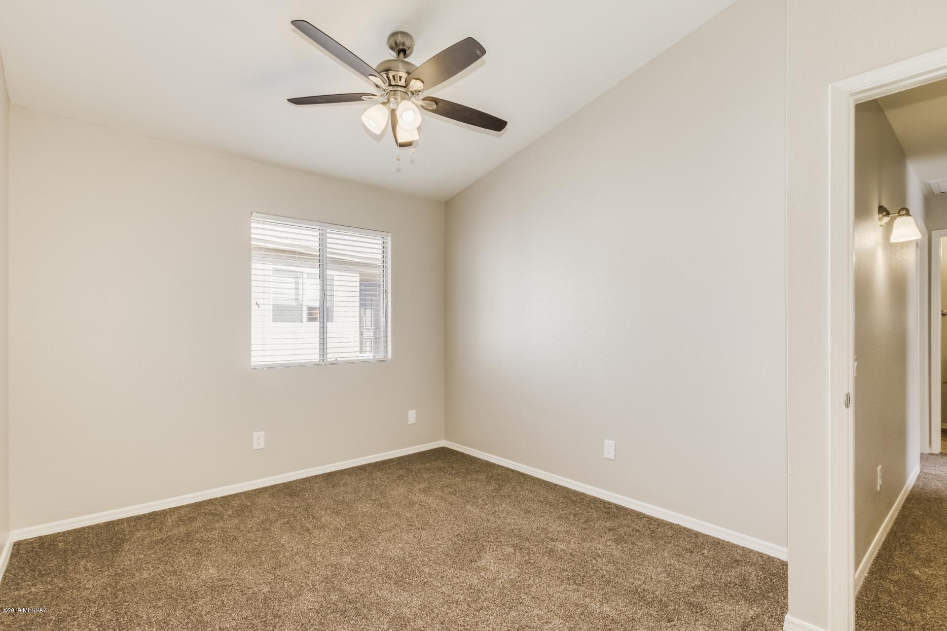 8072 N Wheatfield Drive