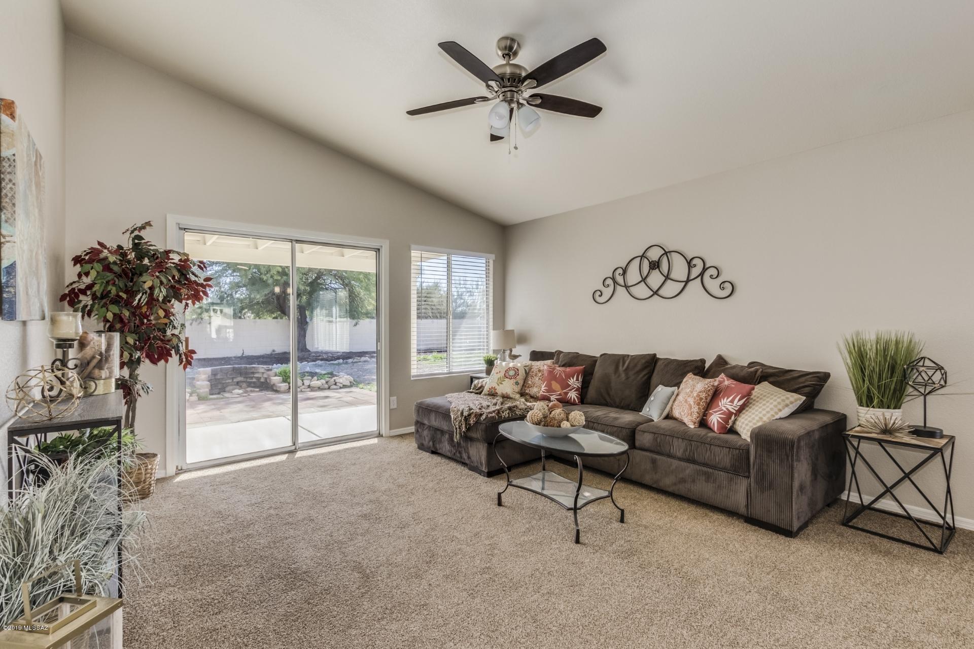 8072 N Wheatfield Drive