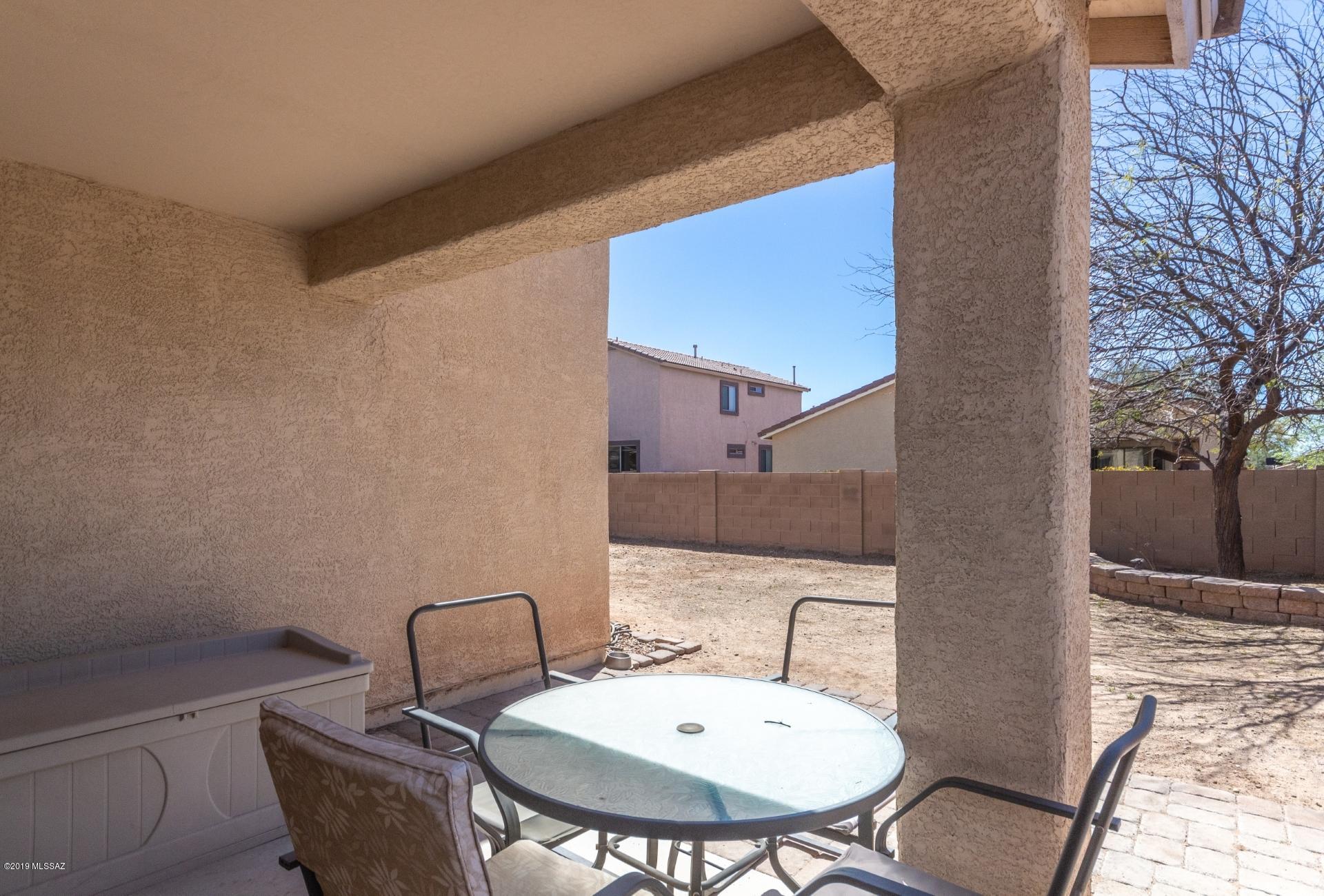 11069 W Golden Willow Drive