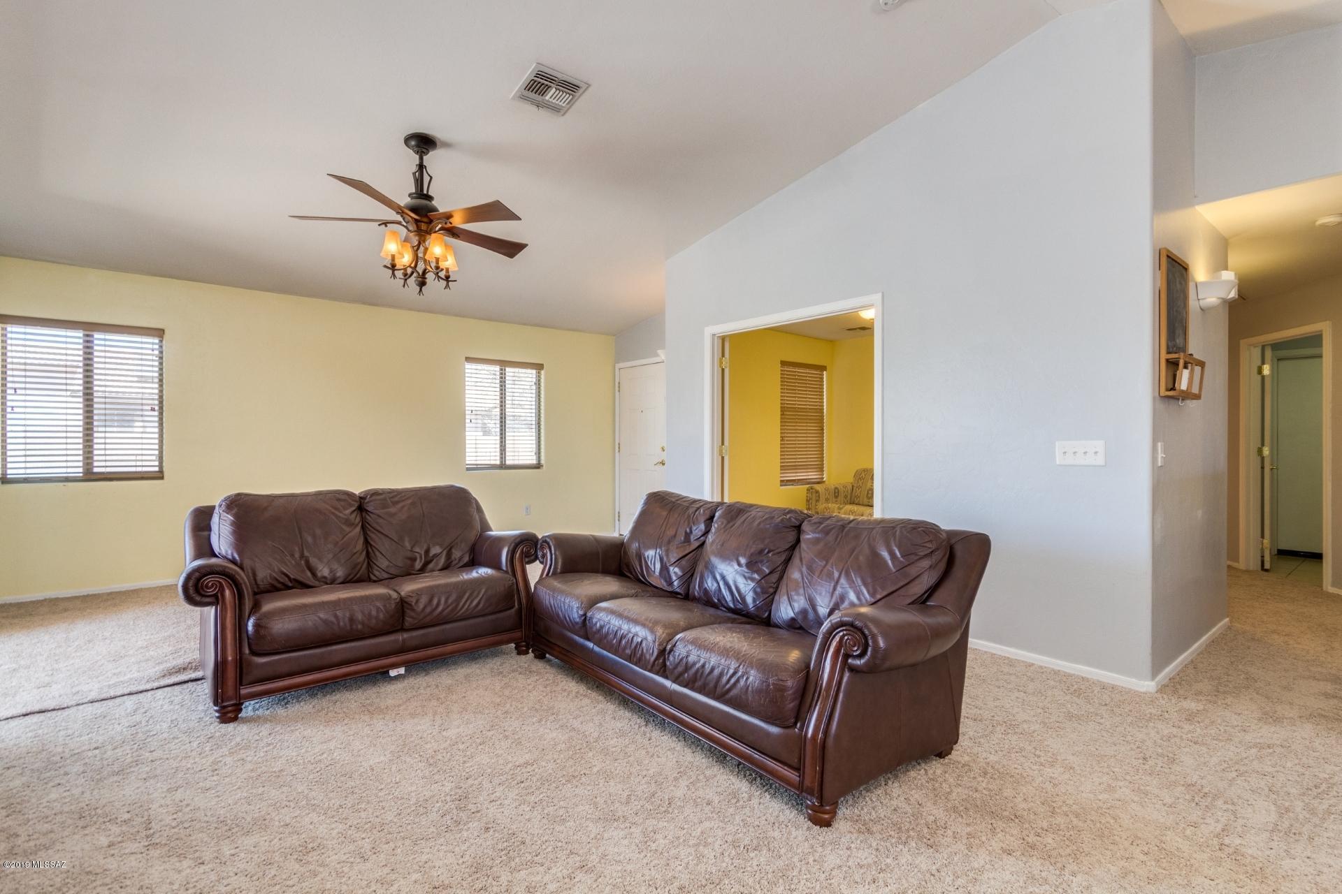 11069 W Golden Willow Drive