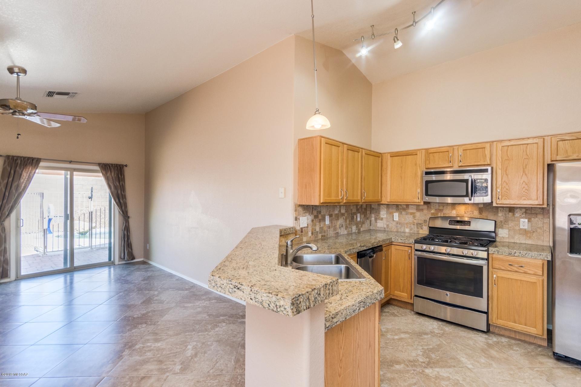 9403 E Marquis Diamond Lane