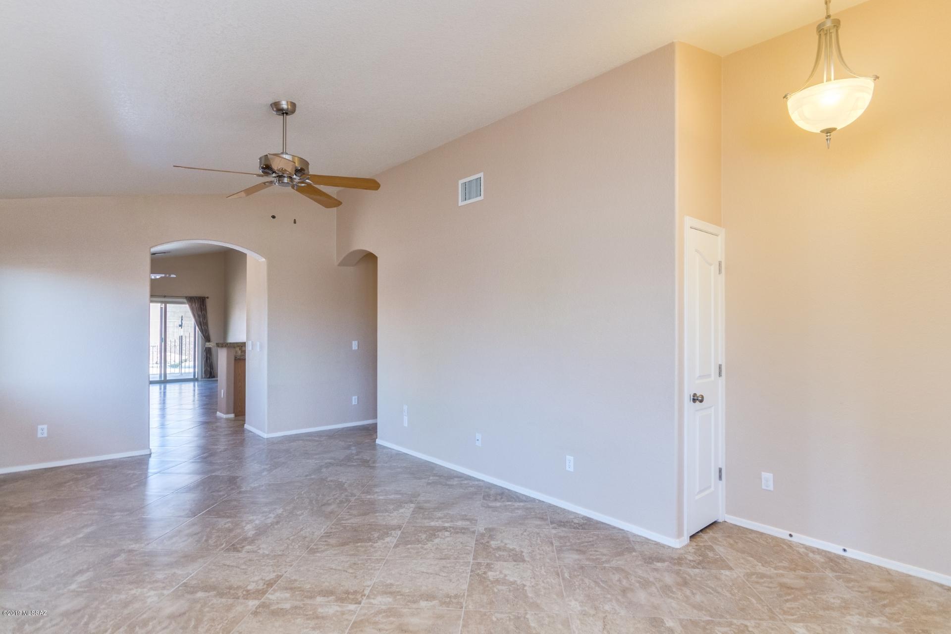 9403 E Marquis Diamond Lane