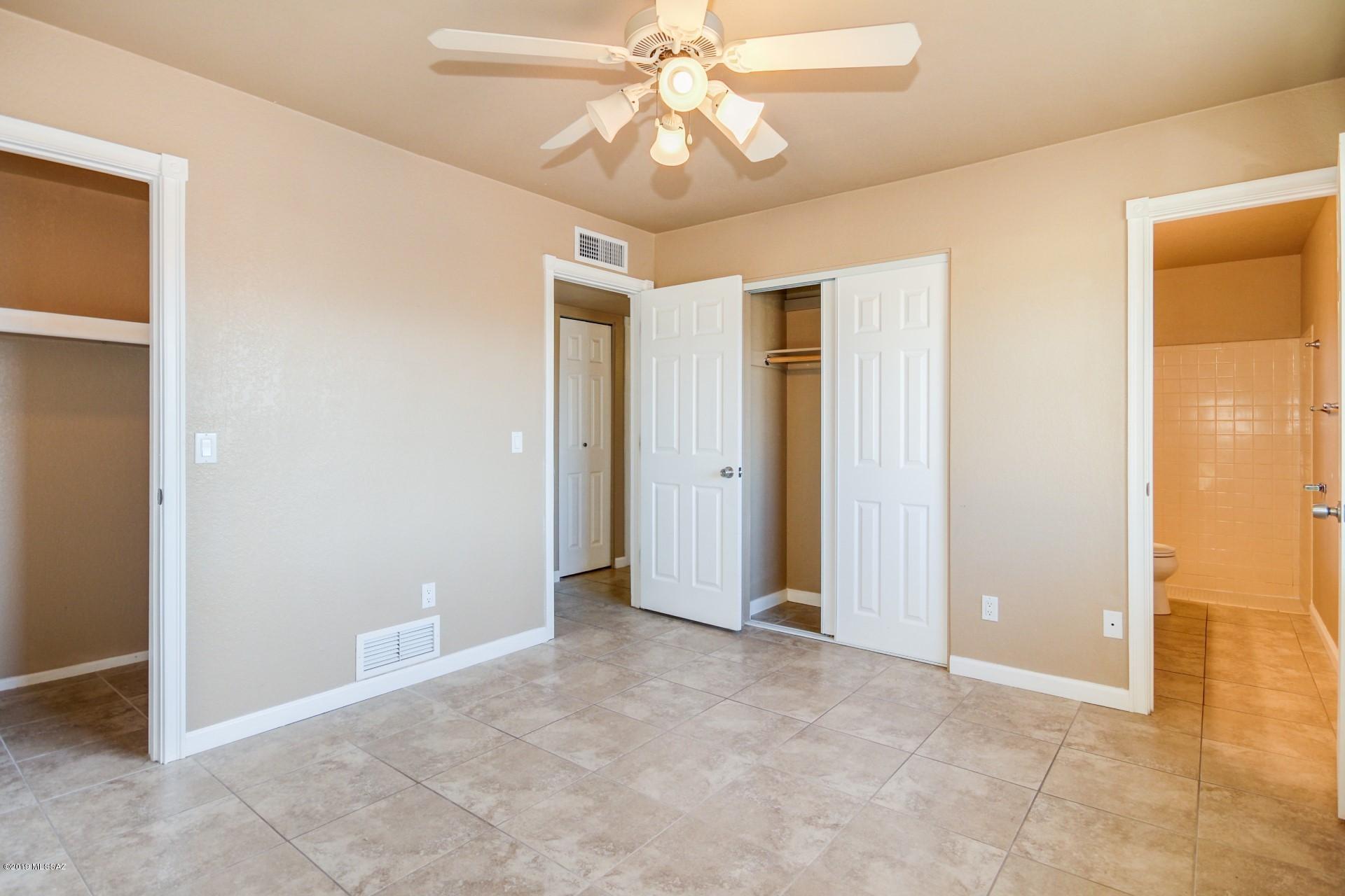 8541 E Desert Aire Street