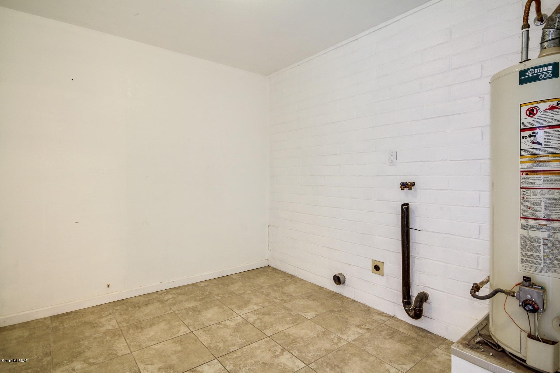 8541 E Desert Aire Street