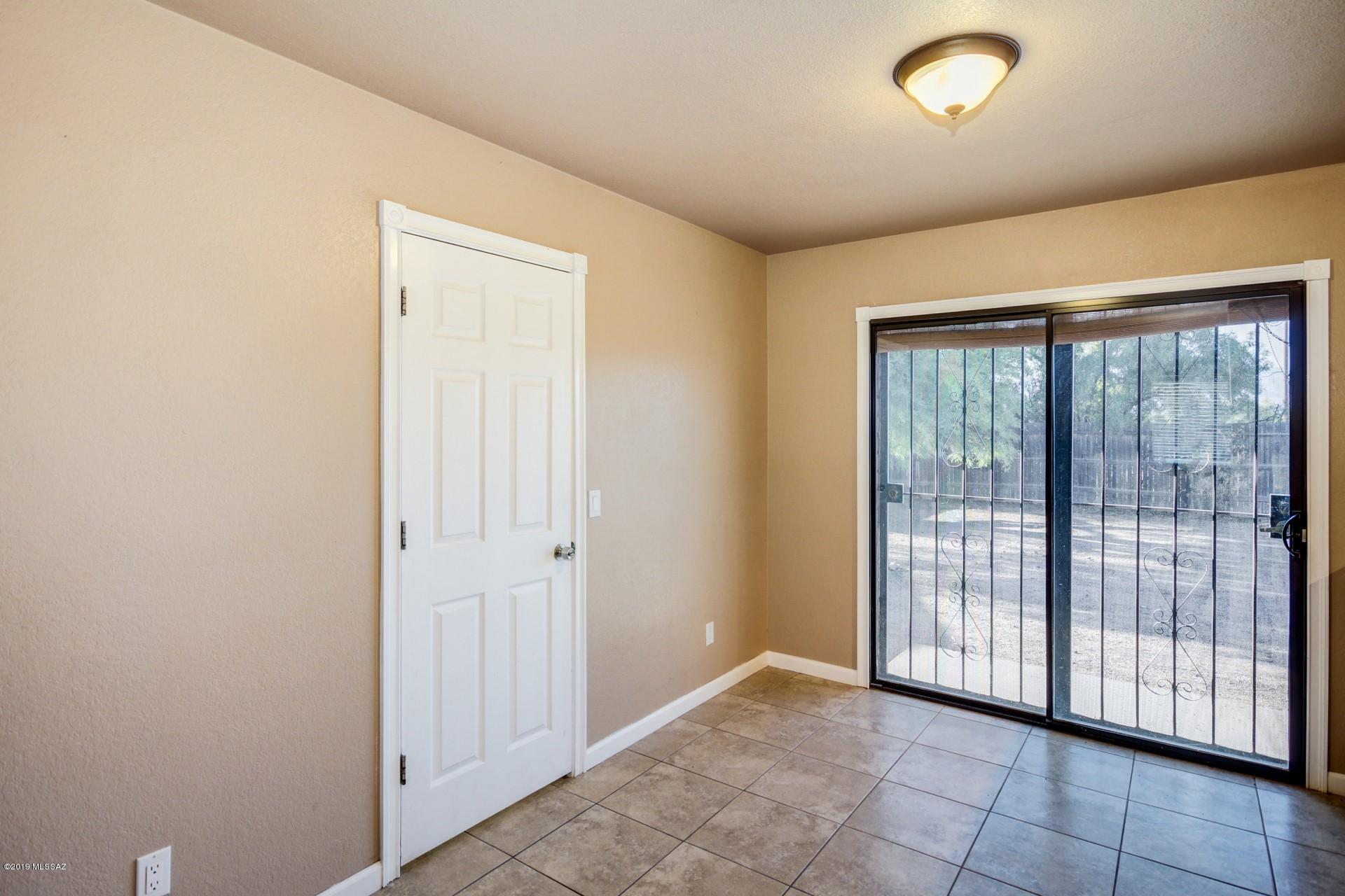 8541 E Desert Aire Street