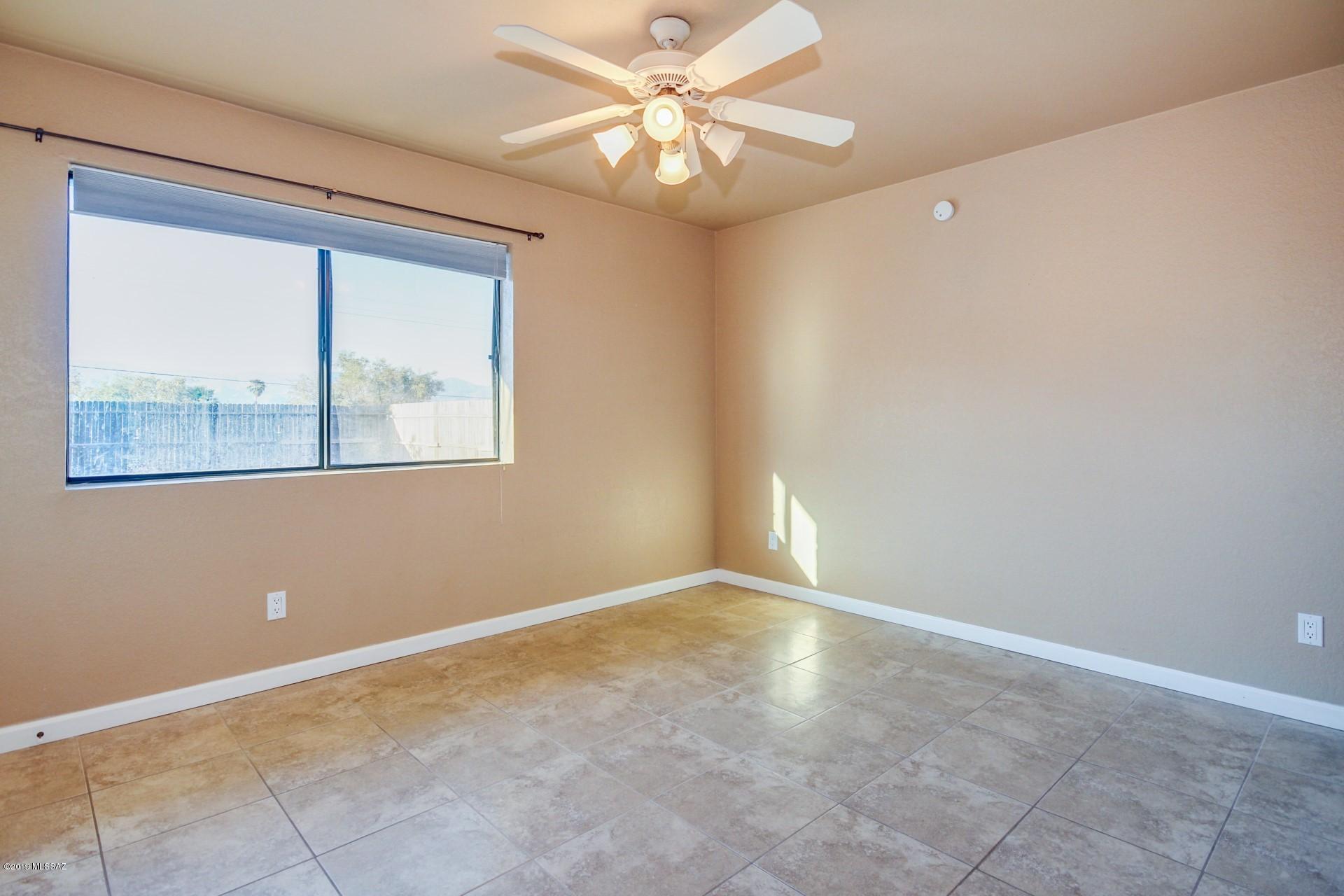 8541 E Desert Aire Street