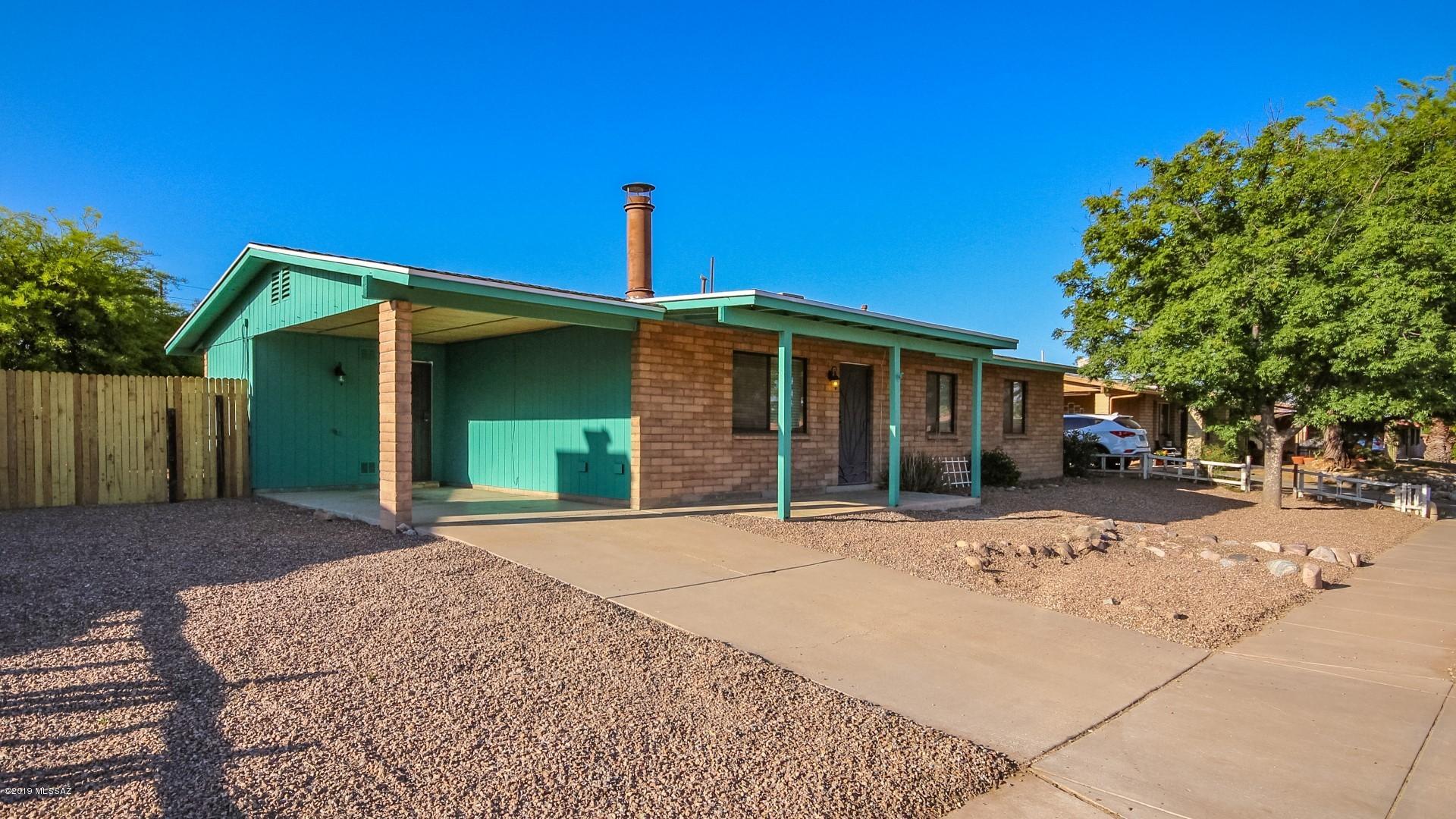 8541 E Desert Aire Street