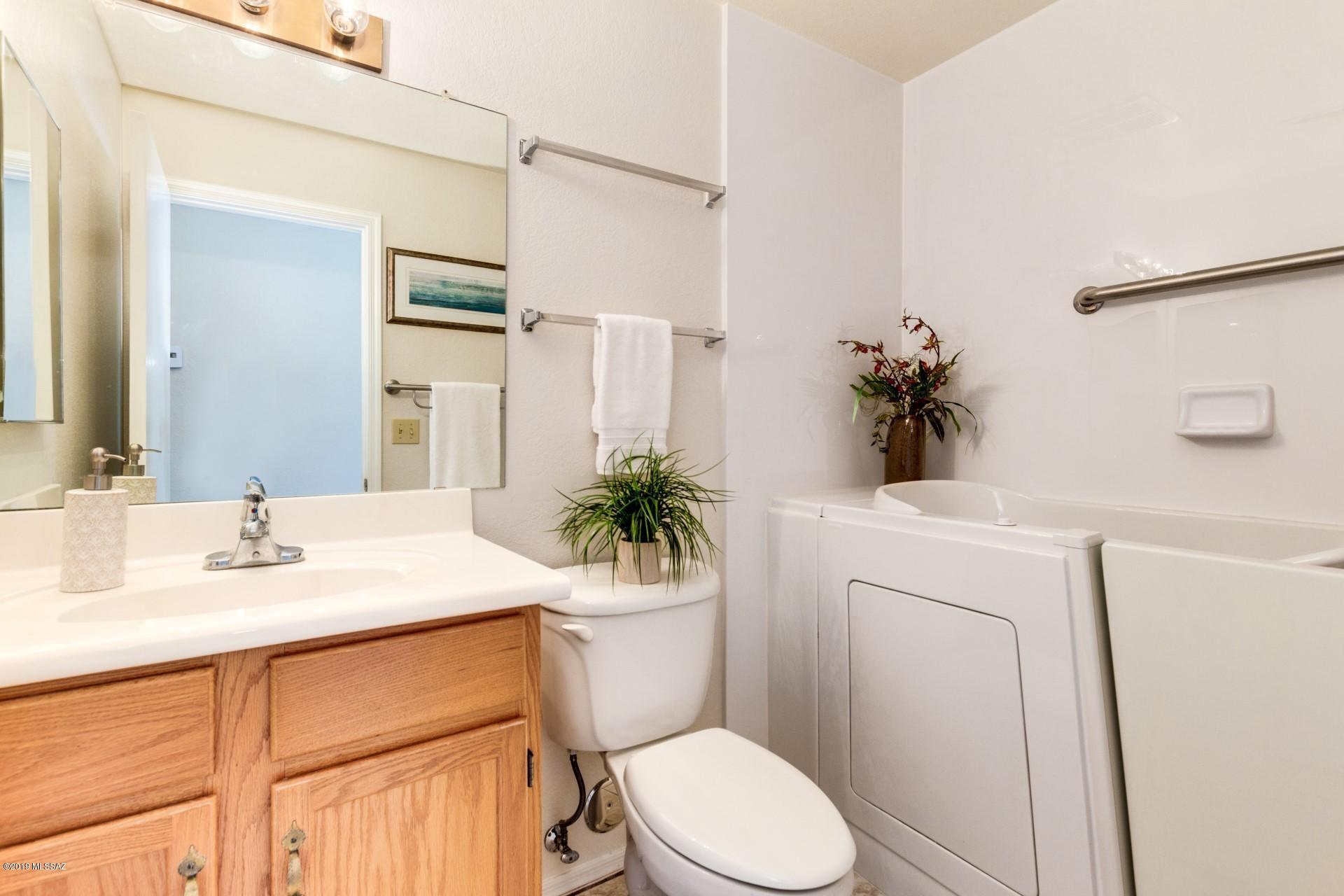 3751 W Redfield Lane