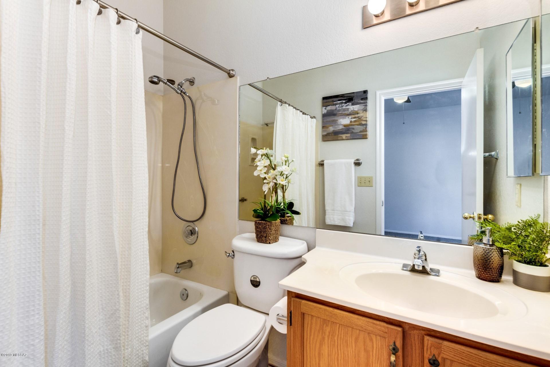 3751 W Redfield Lane