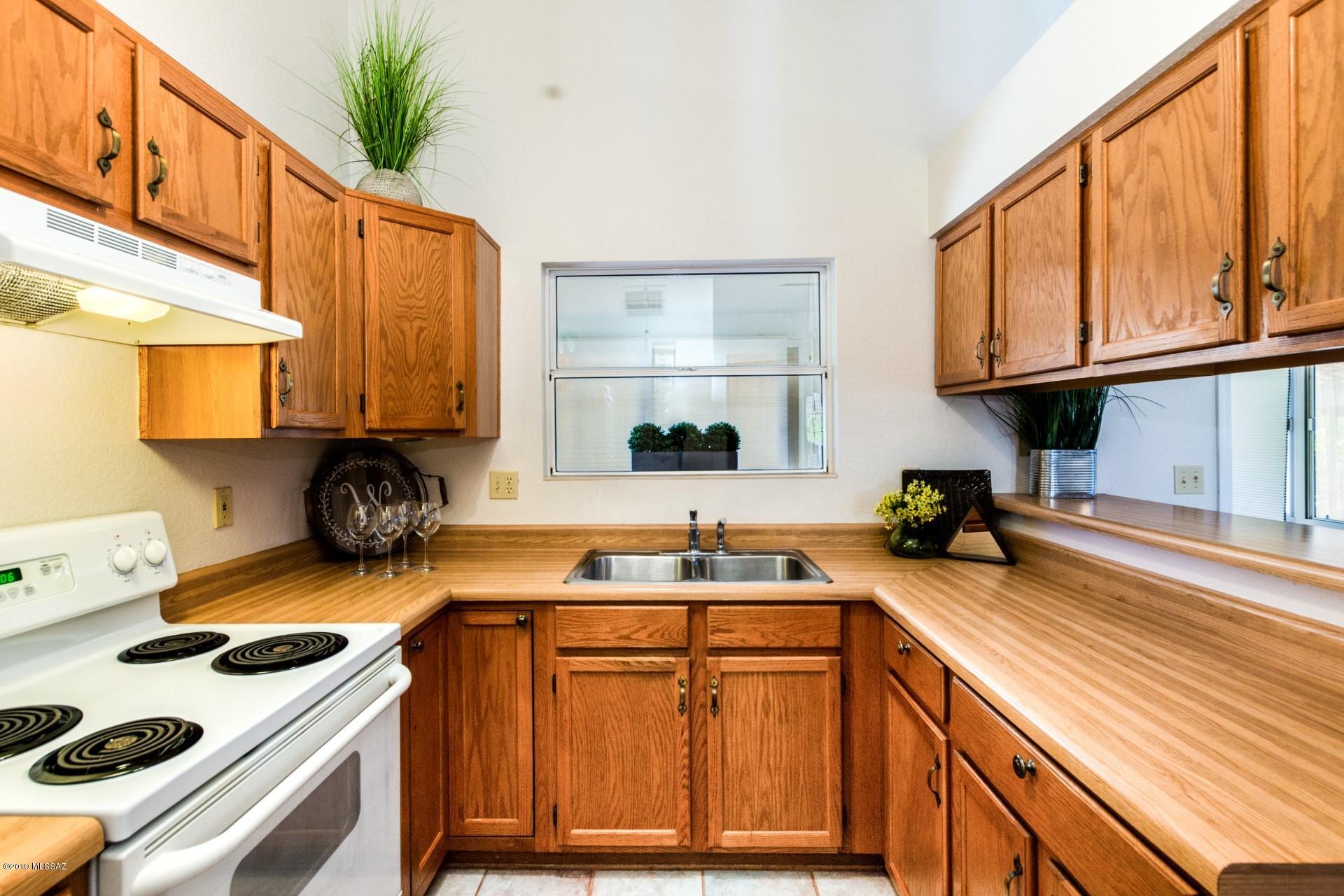 3751 W Redfield Lane