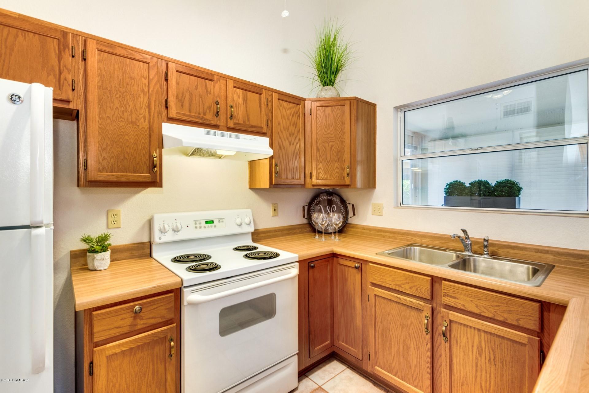 3751 W Redfield Lane