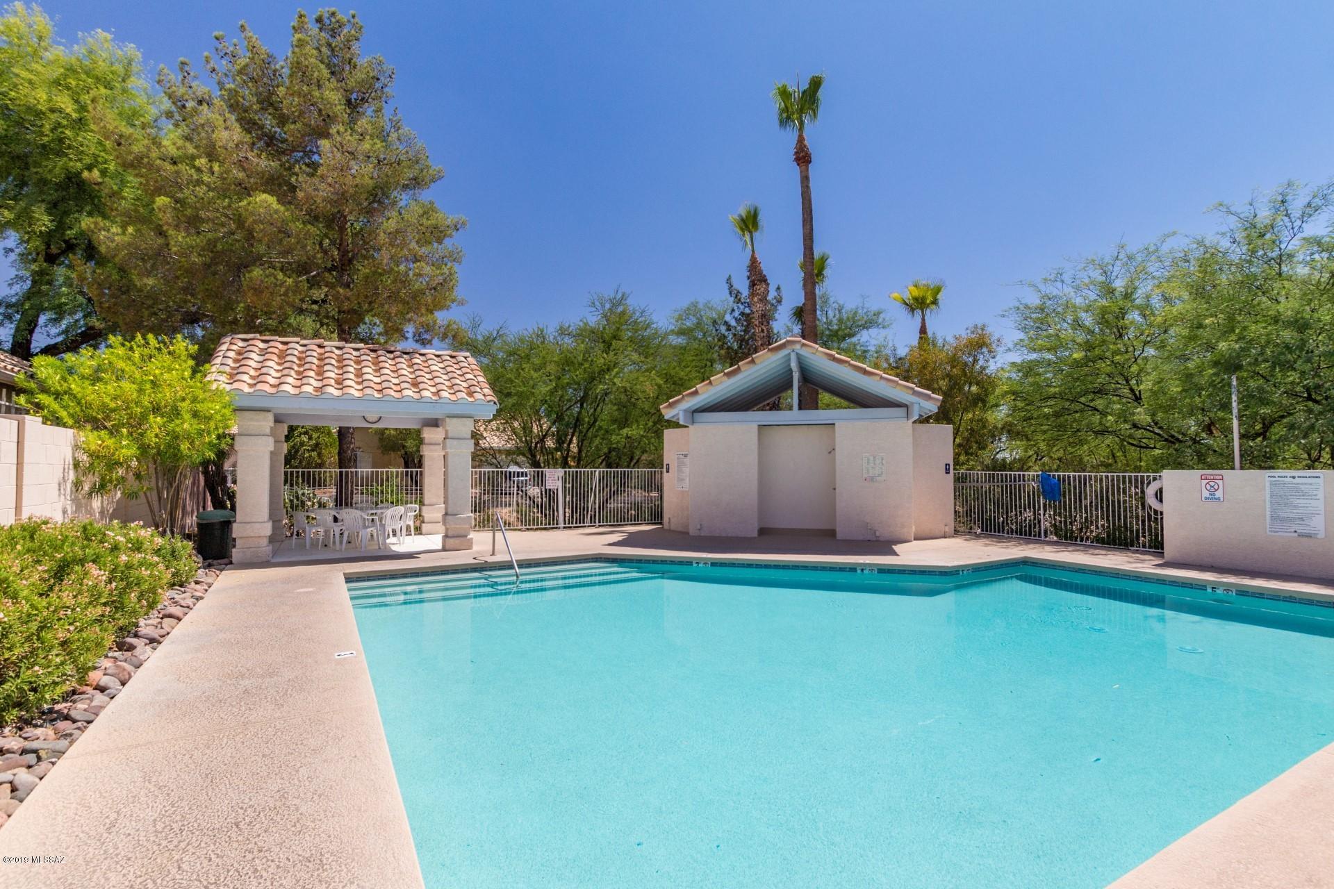 3751 W Redfield Lane