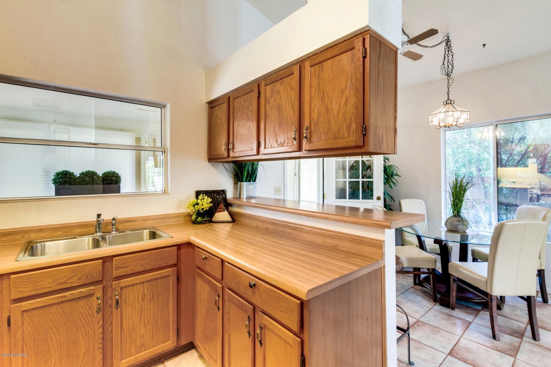 3751 W Redfield Lane