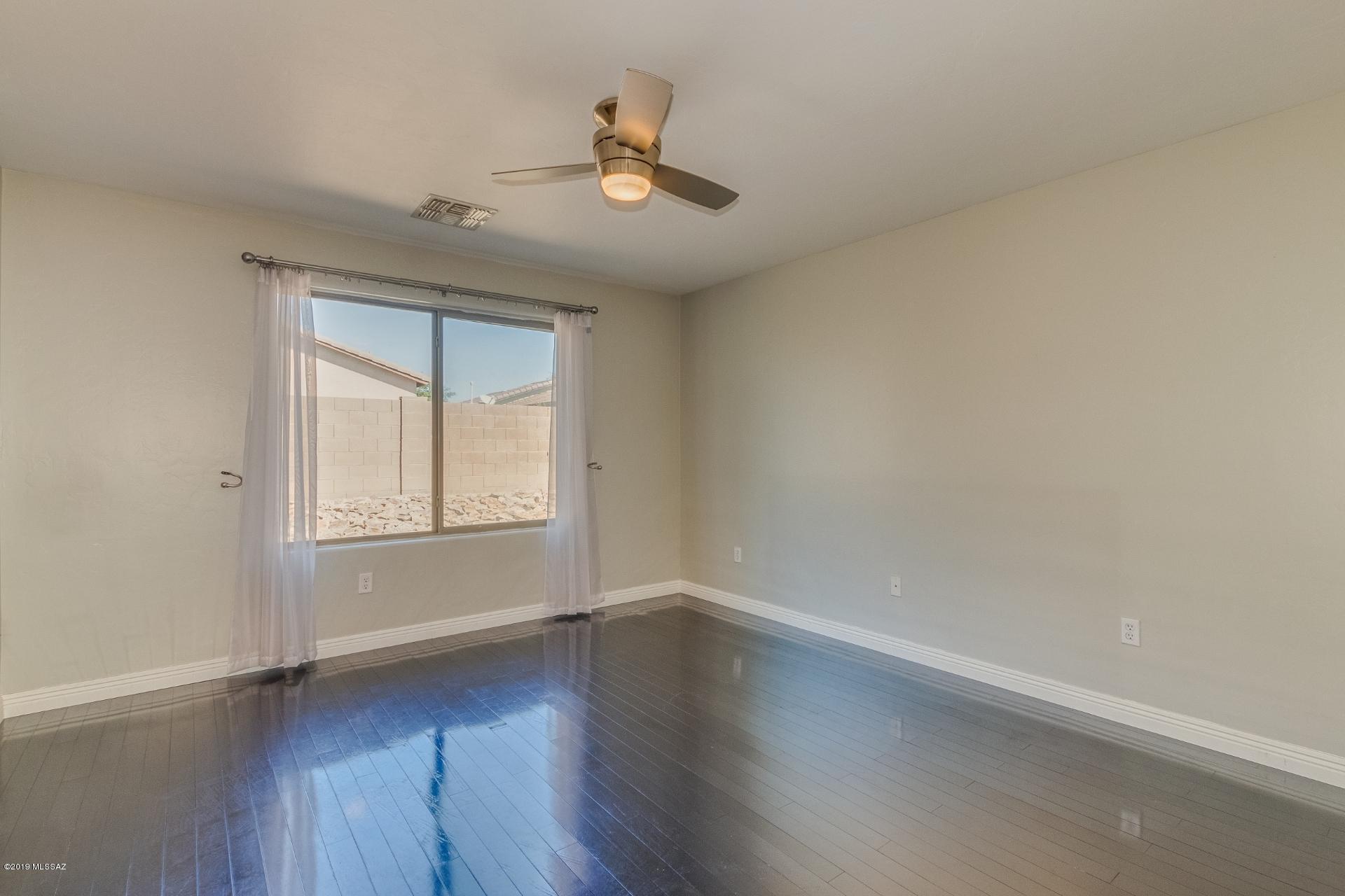 11102 W Willow Field Drive